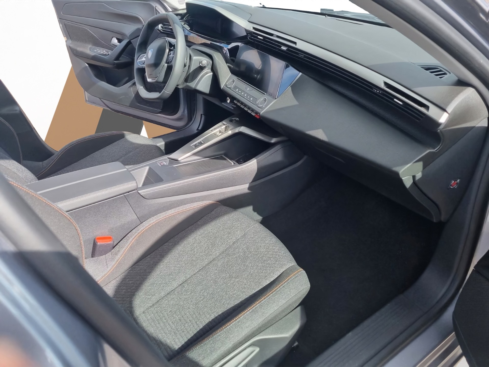 PEUGEOT 308 SW 1.2 Hybrid Style-image-21