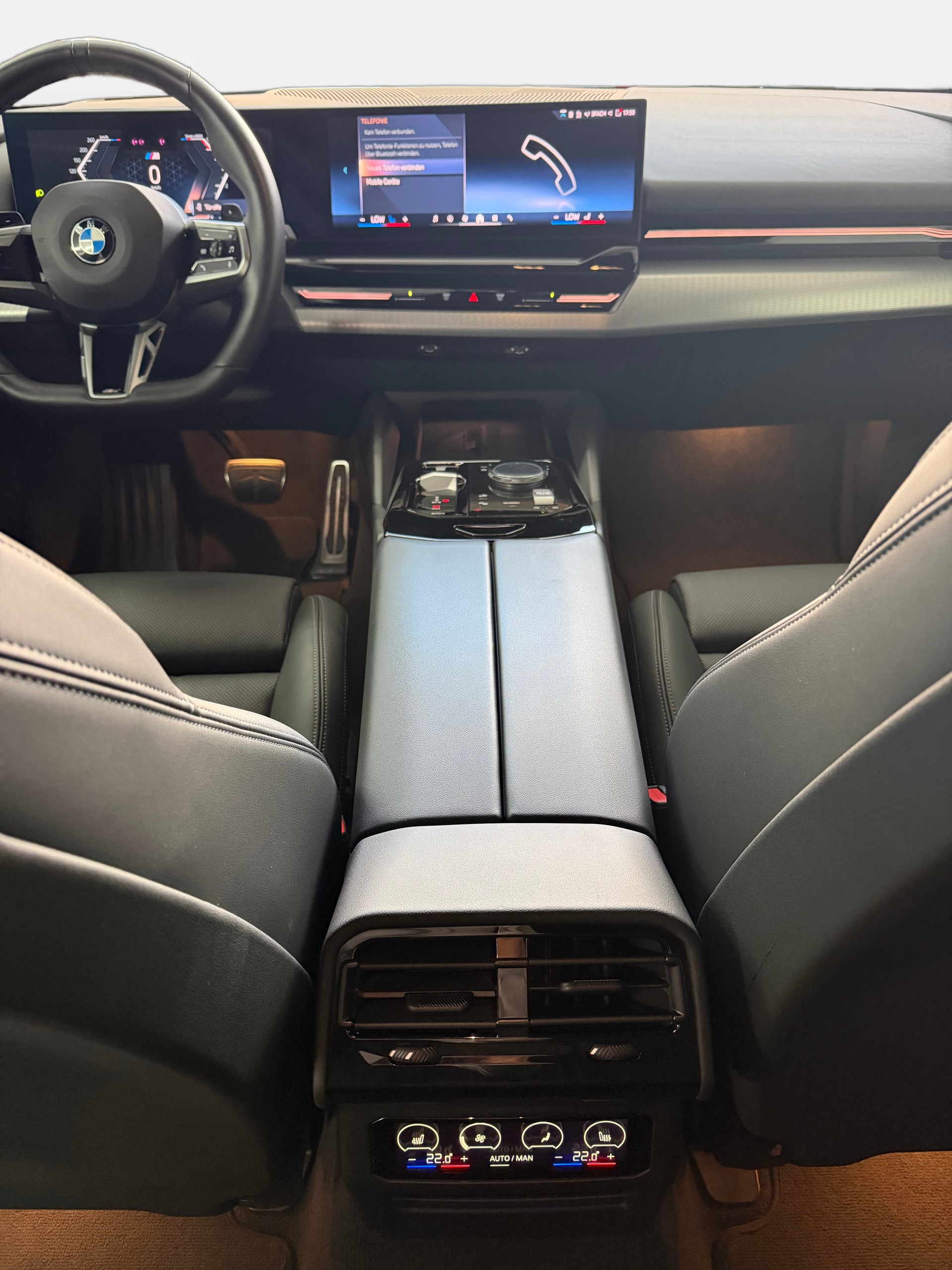 BMW 520d xDrive 48V Touring M Sport Steptronic-image-9