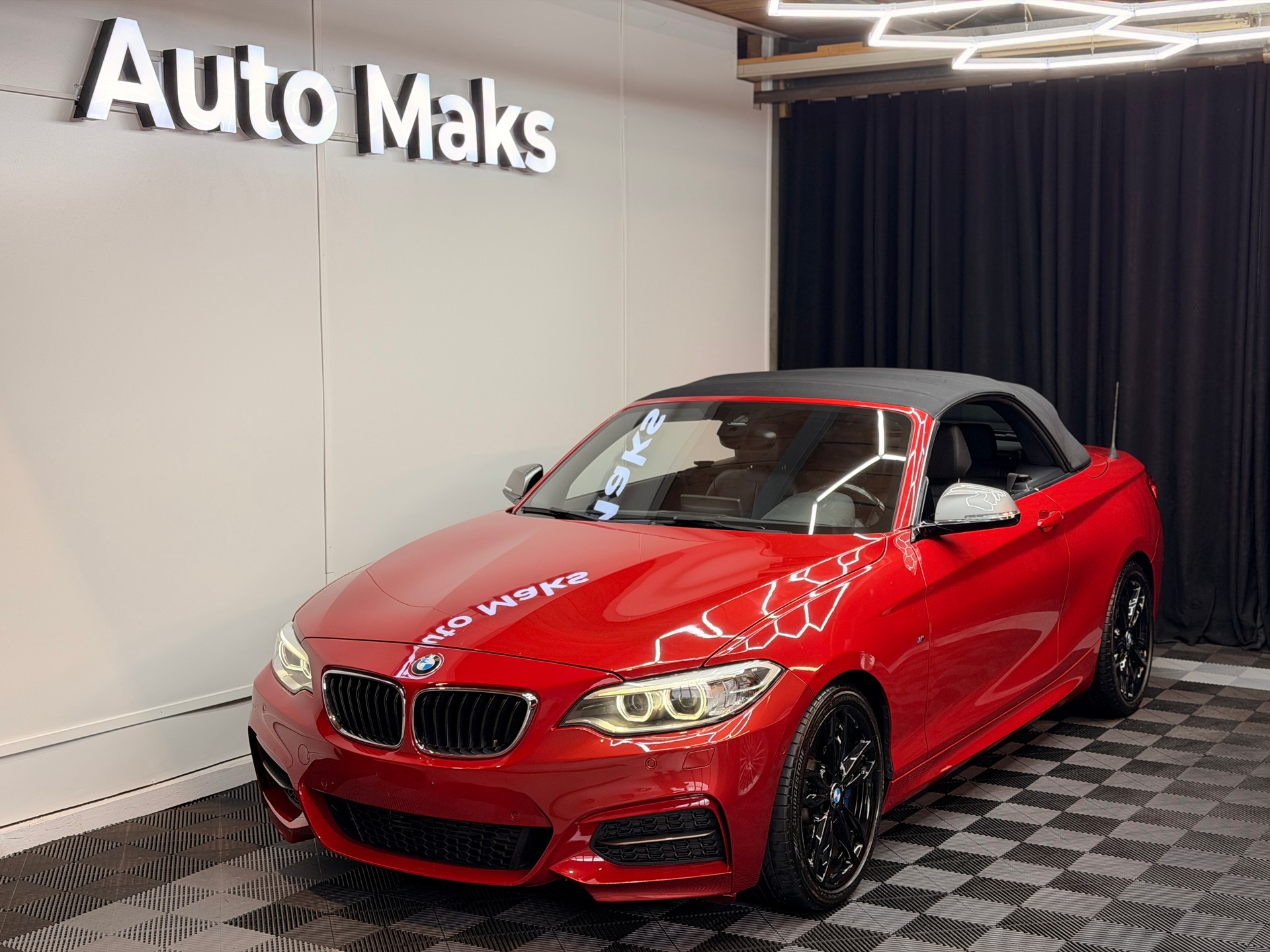 BMW M235i xDrive Steptronic-showroom-element-1