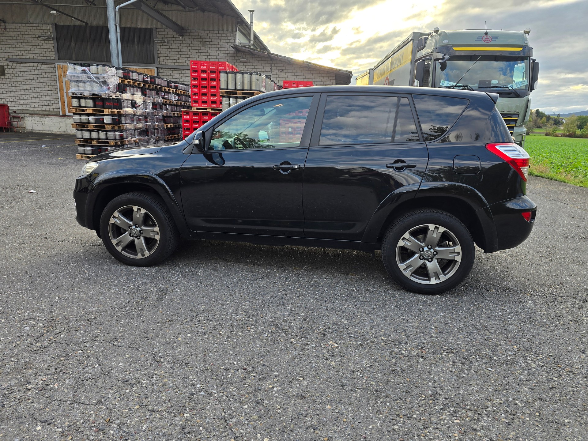 TOYOTA RAV-4 2.2D-CAT Linea Luna AT-image-9