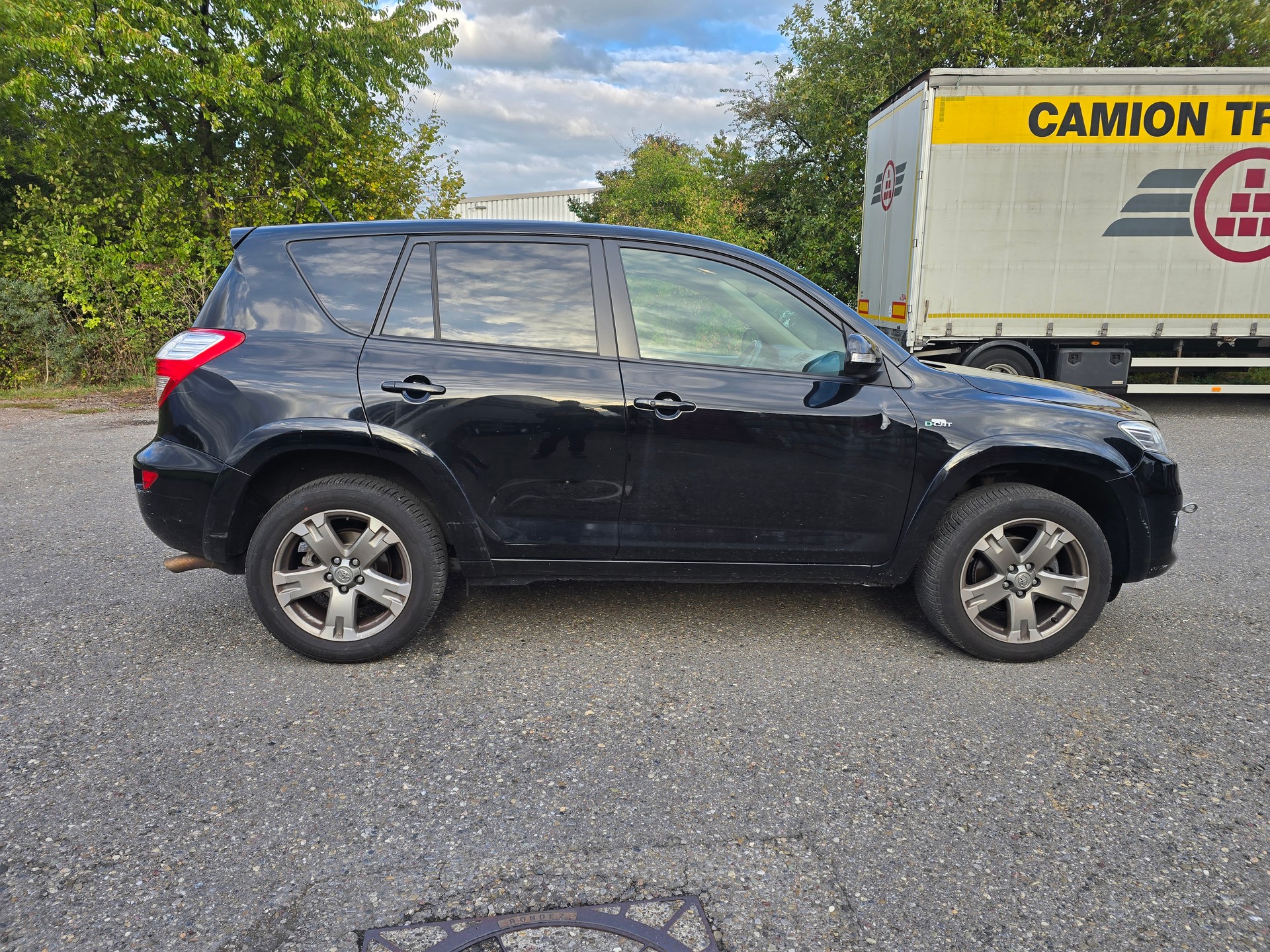 TOYOTA RAV-4 2.2D-CAT Linea Luna AT-image-8