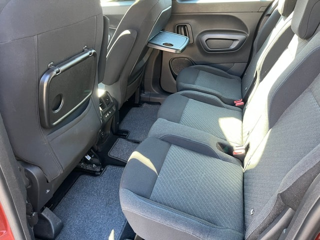 PEUGEOT Rifter 1.2 PureTech Allure-image-8