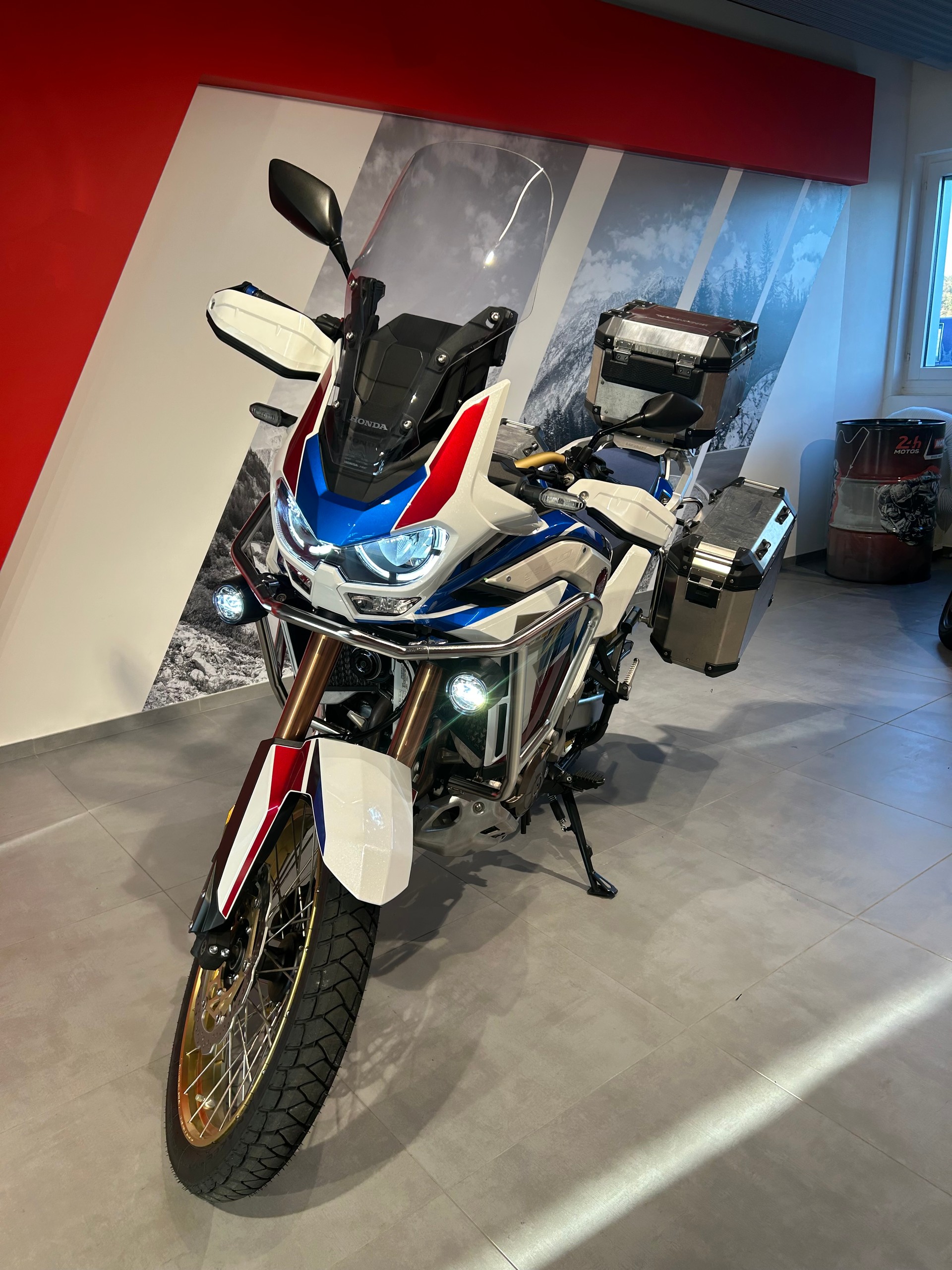 HONDA CRF 1100 DCT Africa Twin Adventure-image-1