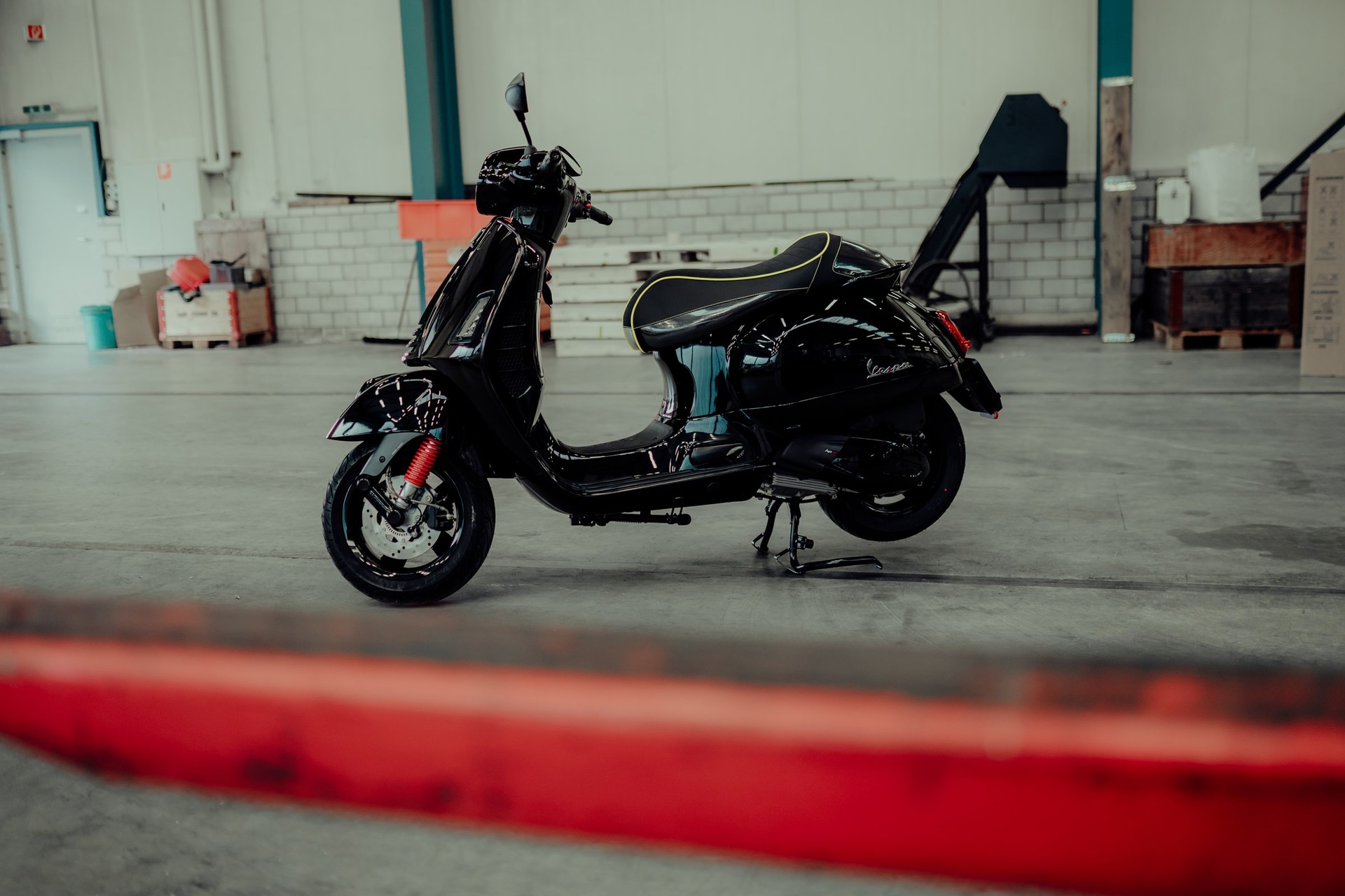 PIAGGIO Vespa GTS 300 HPE Super ABS/ASR-image-3