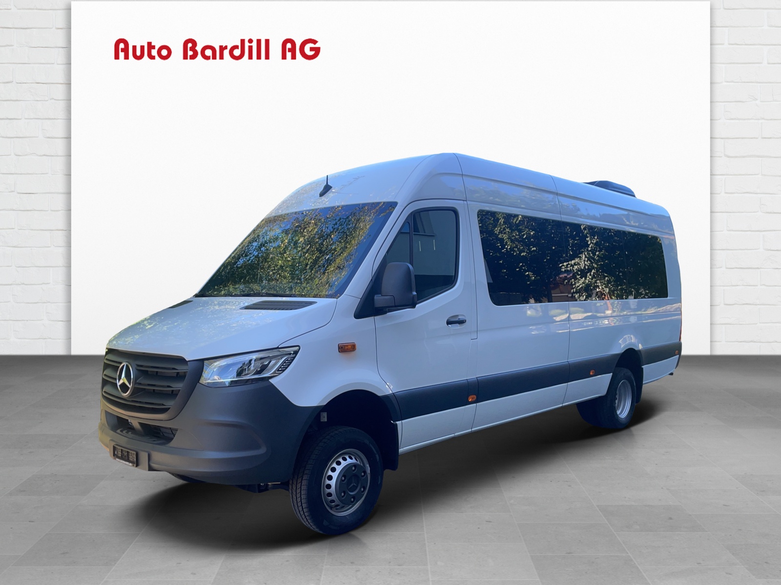 MERCEDES-BENZ 519 CDI Extralang 9G-TRONIC 4x4