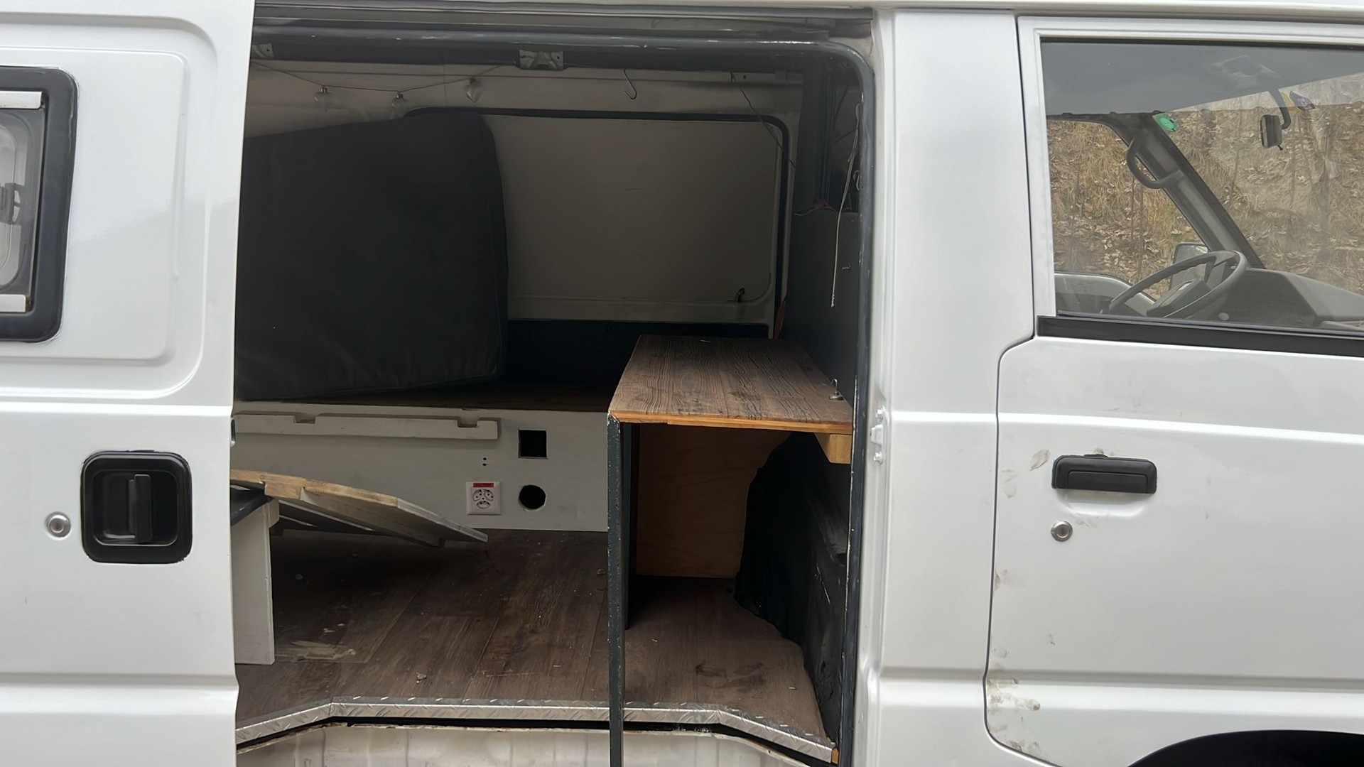 MITSUBISHI L300 L 4x4 2.5TD-image-5