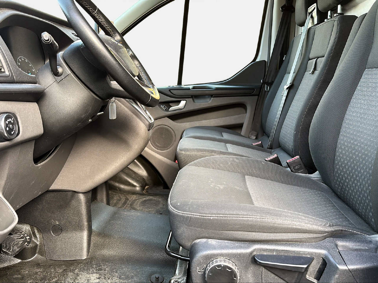 FORD Transit Custom Van 340 L1 1.0 EcoBoost PHEV Trend-image-9