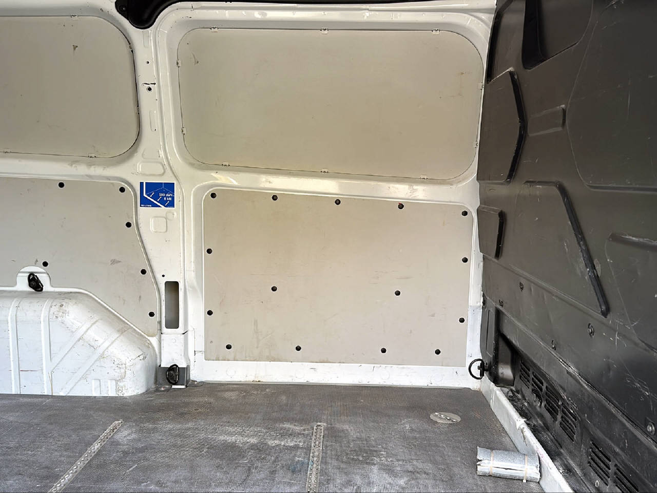 FORD Transit Custom Van 340 L1 1.0 EcoBoost PHEV Trend-image-13