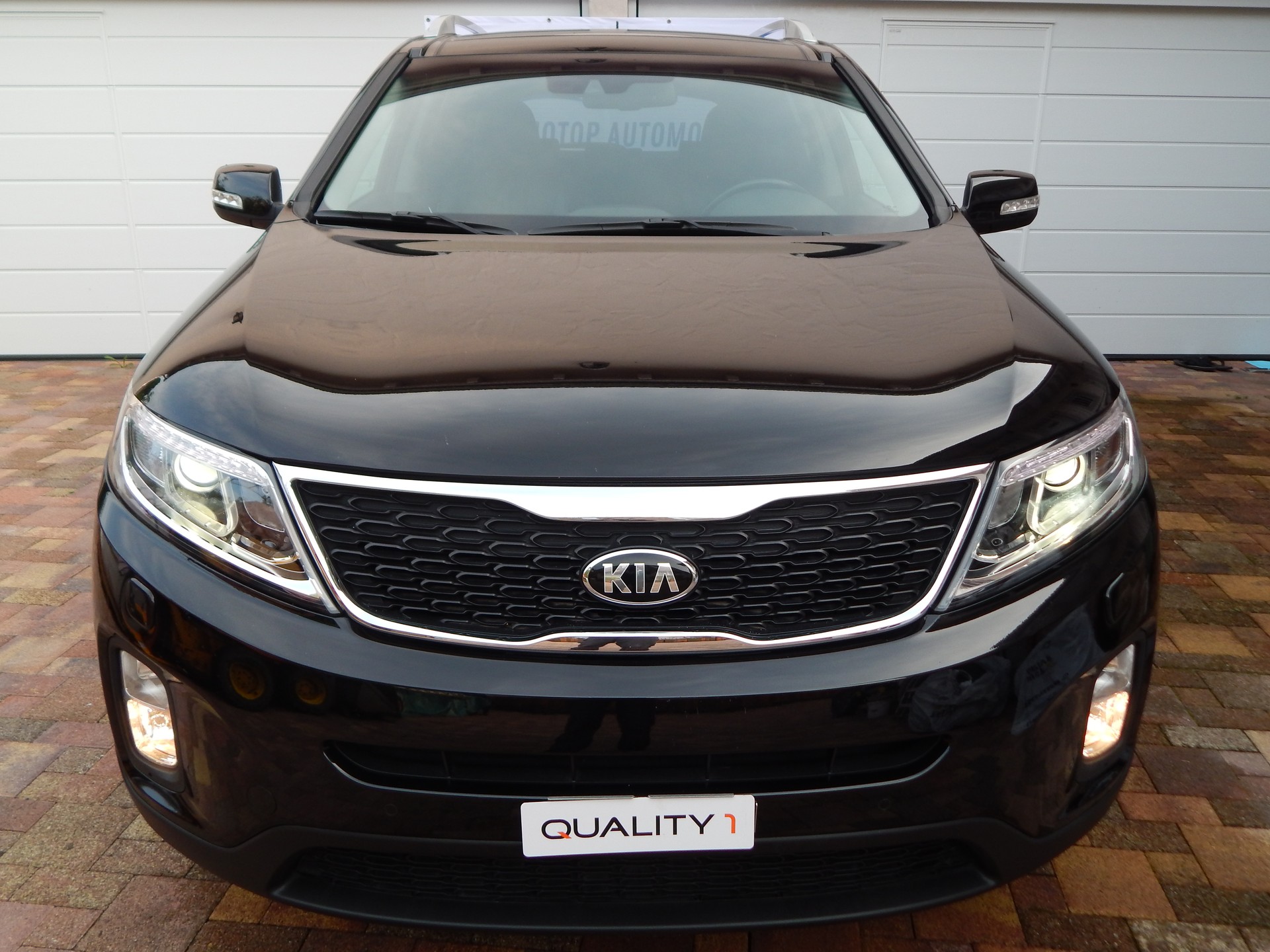 KIA Sorento 2.2 CRDI Style Automatic-showroom-element-3