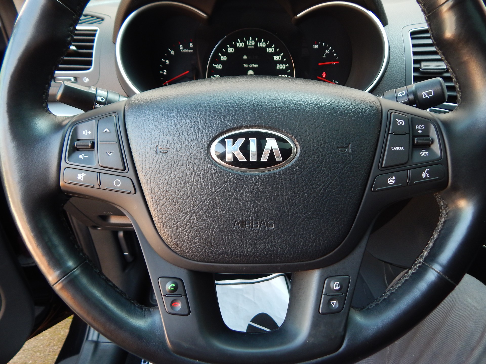 KIA Sorento 2.2 CRDI Style Automatic-image-27