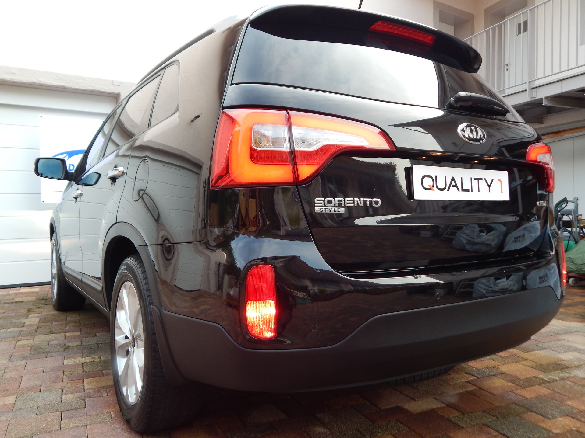 KIA Sorento 2.2 CRDI Style Automatic-image-12
