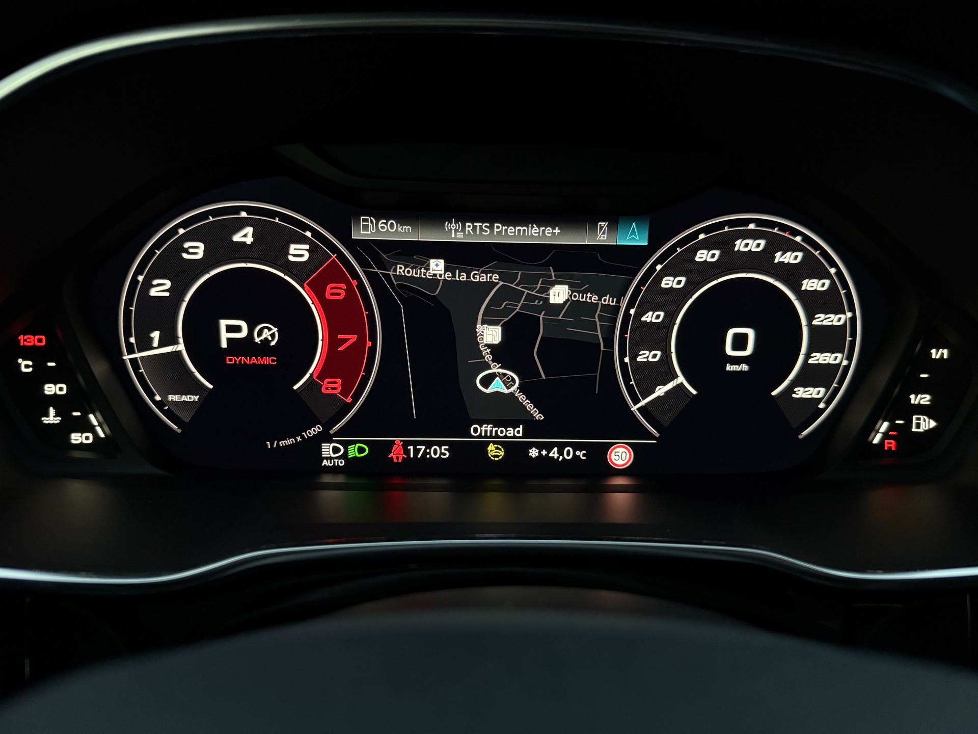 AUDI RS Q3 Sportback quattro S tronic-image-10