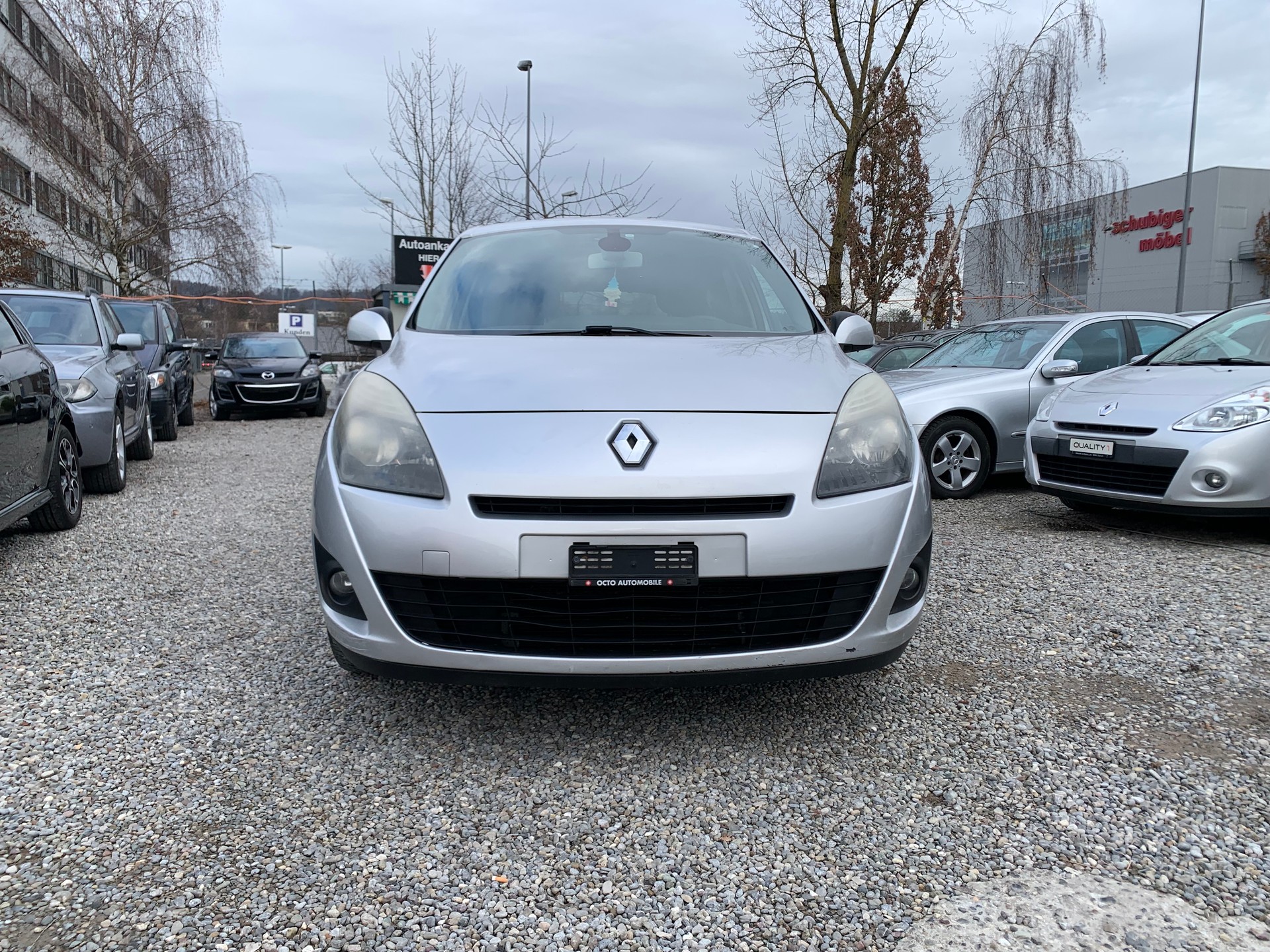 RENAULT Grand Scénic 2.0 16V Dynamique X-Tronic CVT-image-1