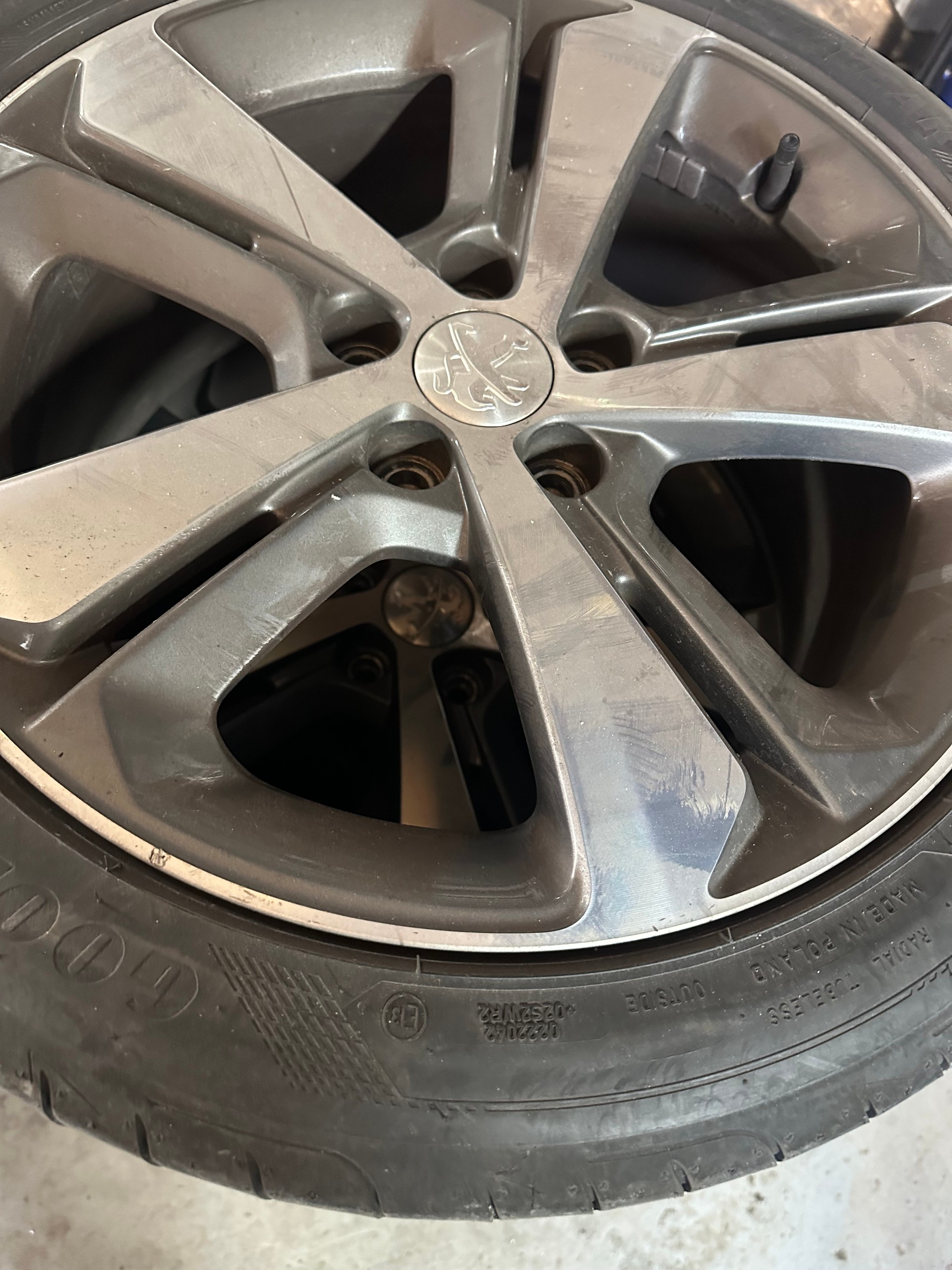 PEUGEOT 308 2.0 BlueHDI Active Automatic-image-15