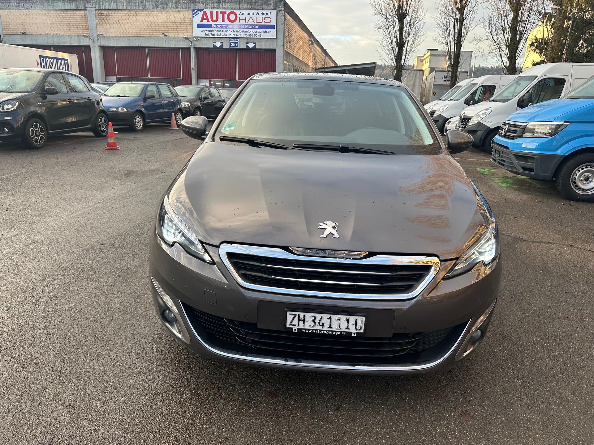 PEUGEOT 308 2.0 BlueHDI Active Automatic-image-1
