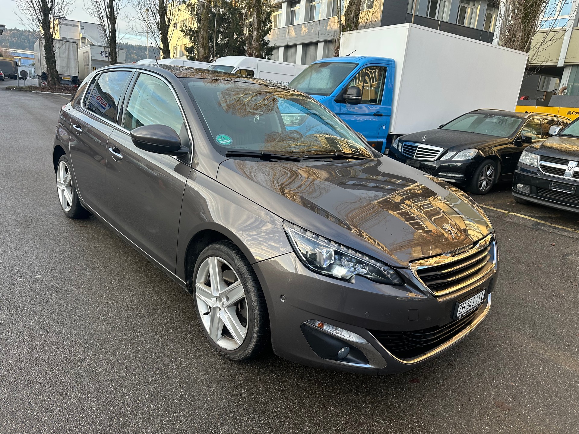 PEUGEOT 308 2.0 BlueHDI Active Automatic-image-2