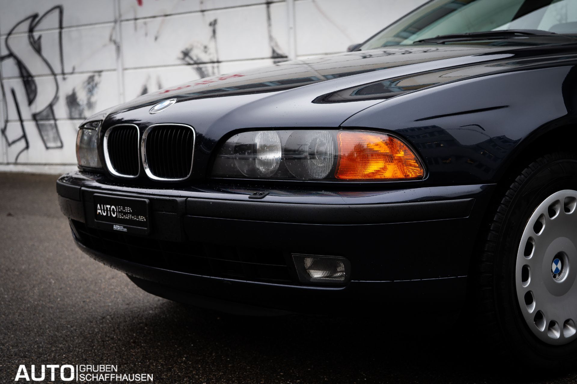 BMW 523 i Touring-image-4