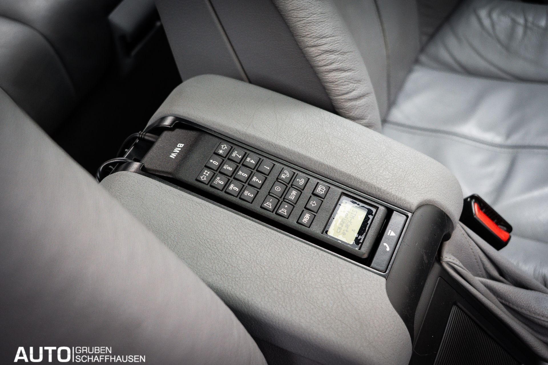 BMW 523 i Touring-image-16