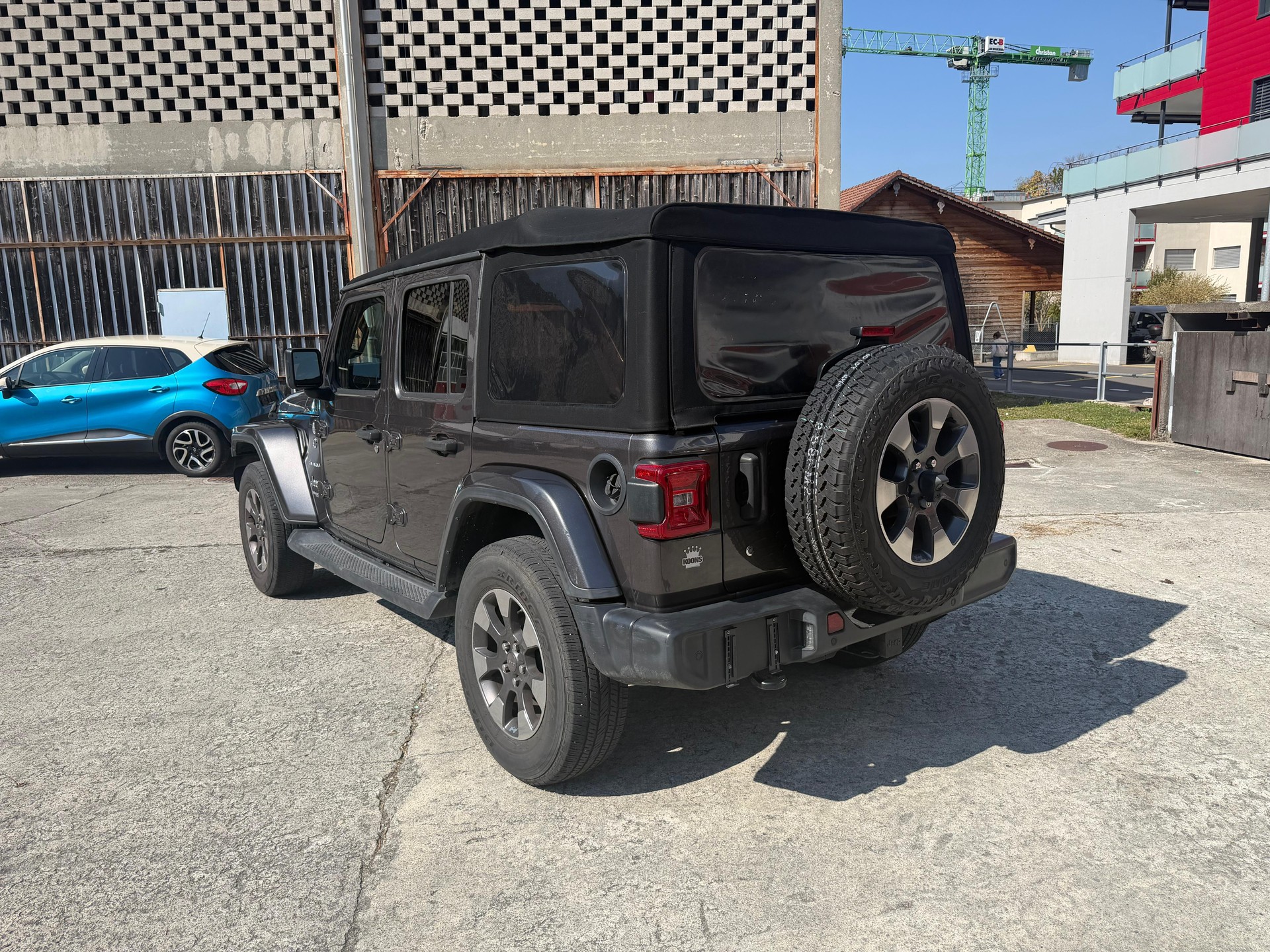 JEEP Wrangler 3.6 Unlimited Sahara X Automatic hardtop-showroom-element-3