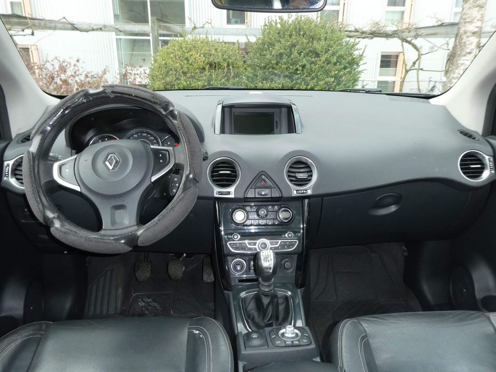 RENAULT Koleos 2.0 dCi Exception 4x4-image-11