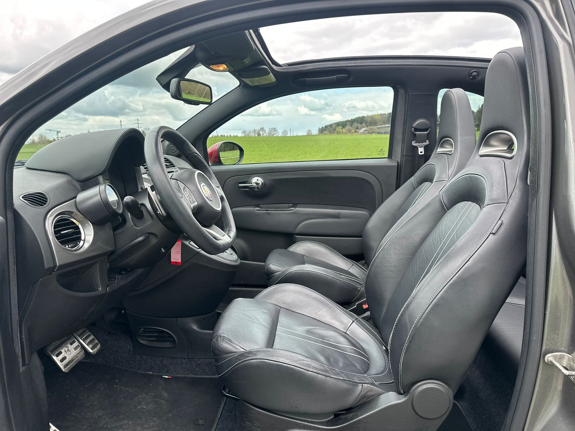 FIAT 500C 1.4 16V Turbo Abarth Dualogic-image-12