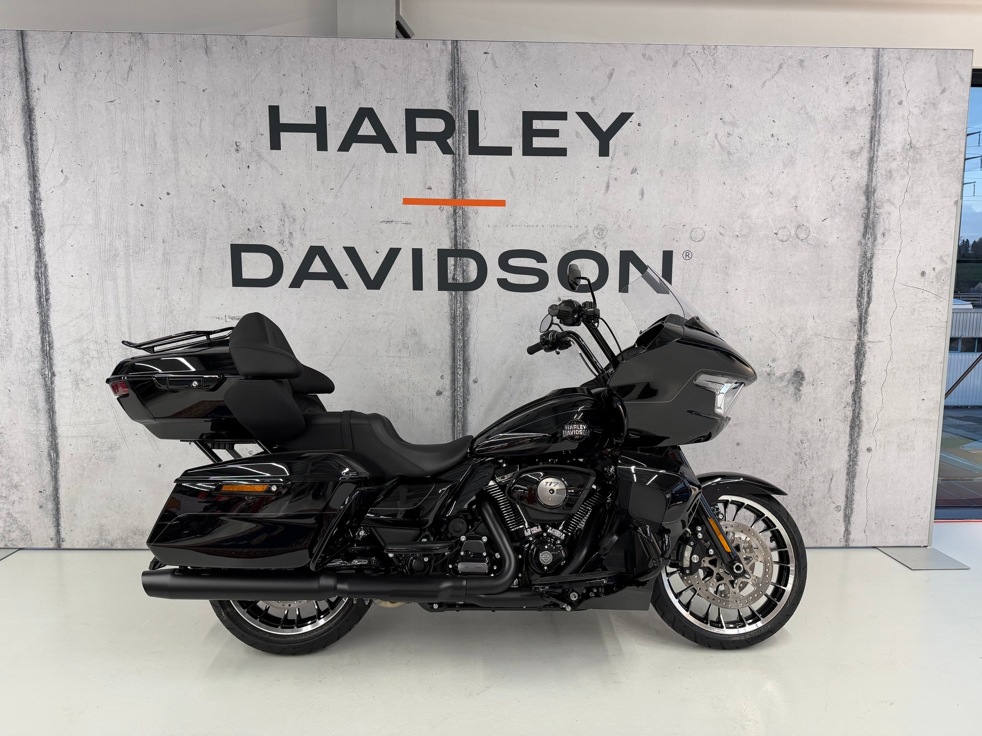 HARLEY-DAVIDSON FLTRXL Road Glide Limited 117-image-0