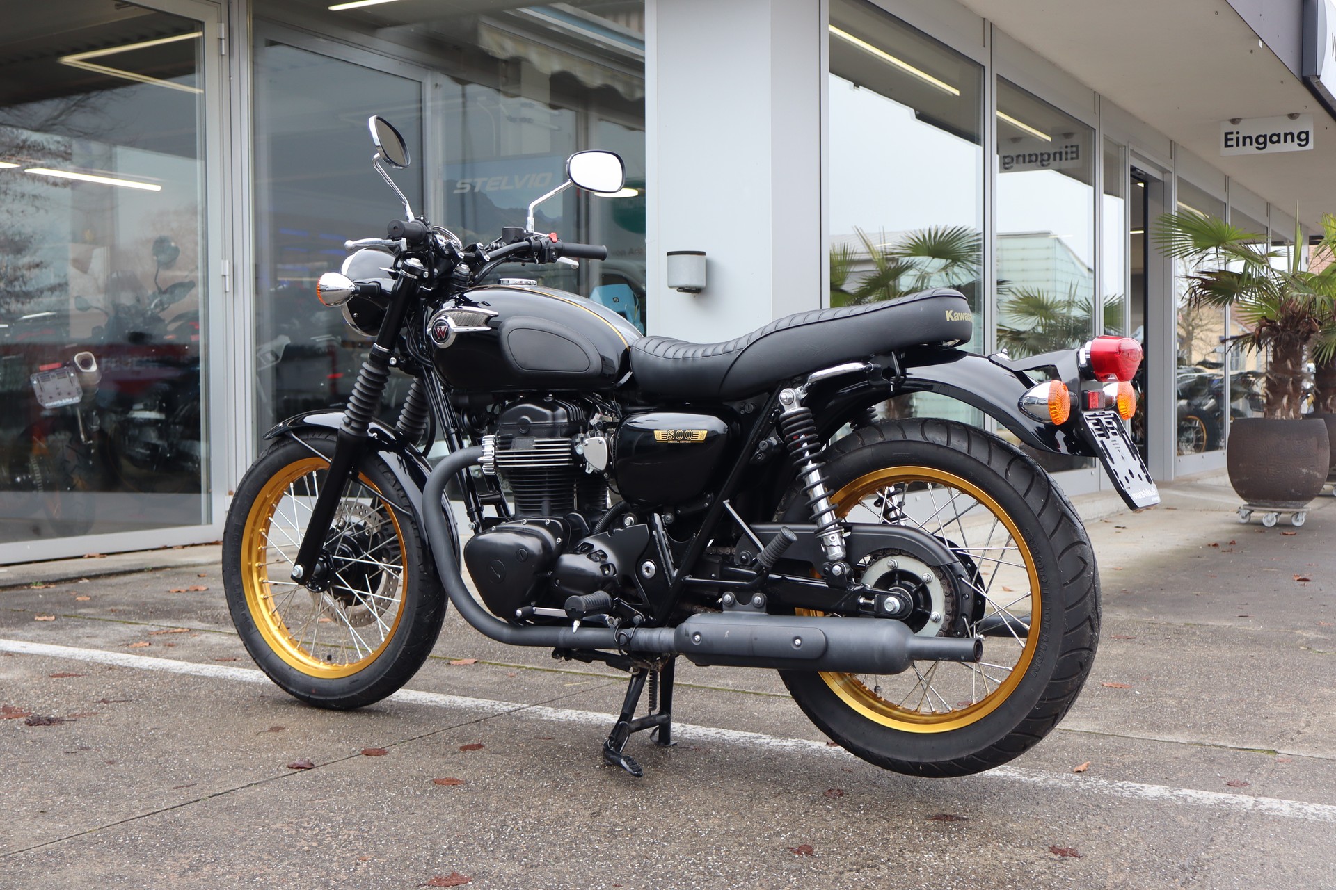 KAWASAKI W 800 Special Edition-image-5