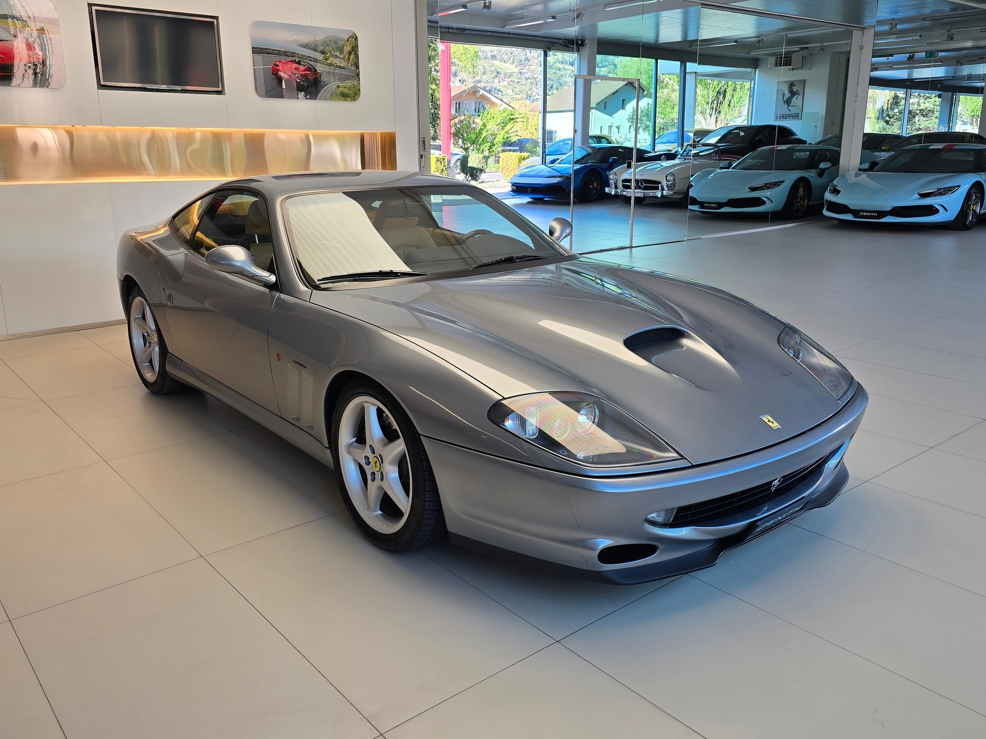FERRARI F550 Maranello-image-2