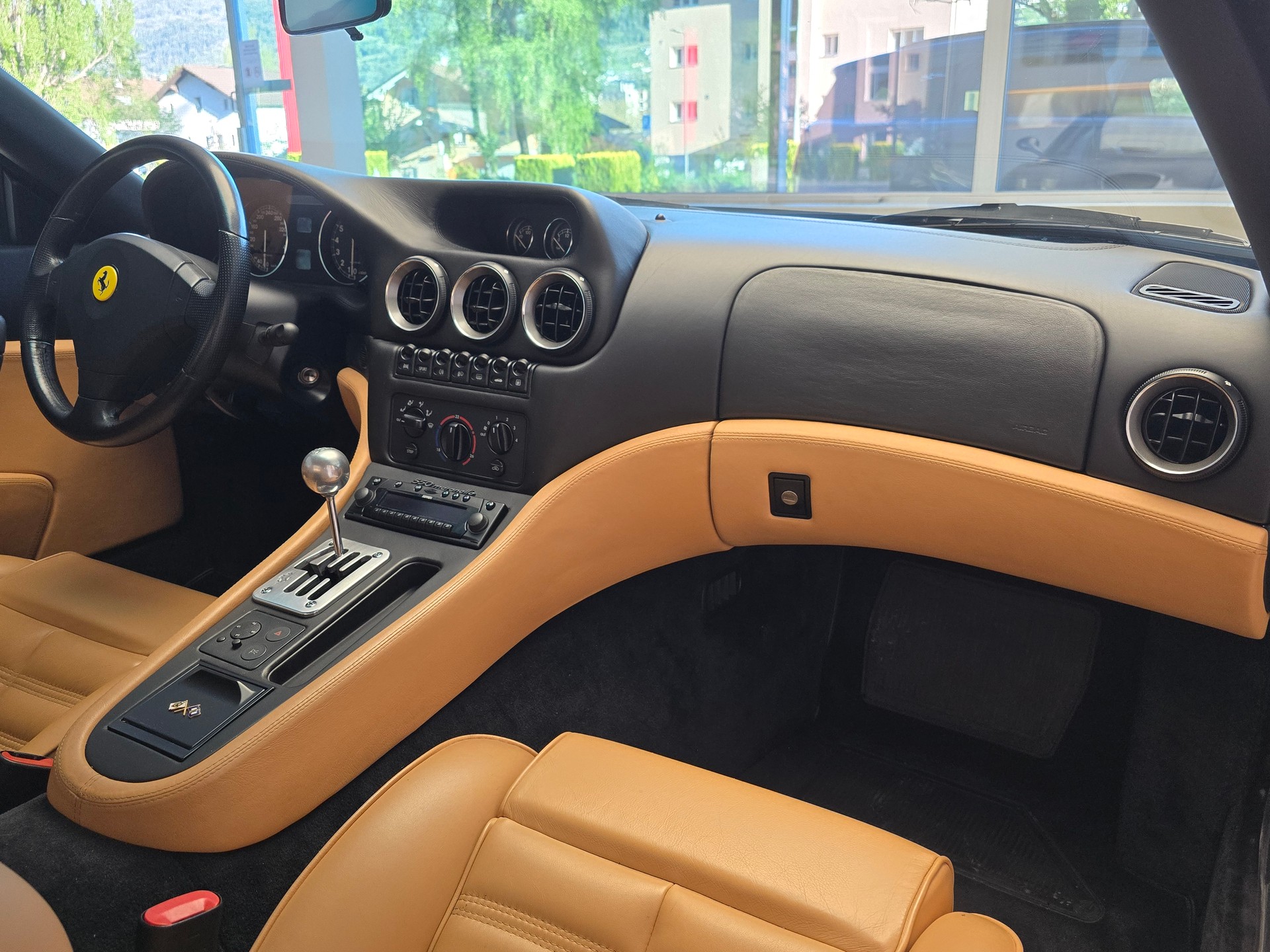 FERRARI F550 Maranello-image-11