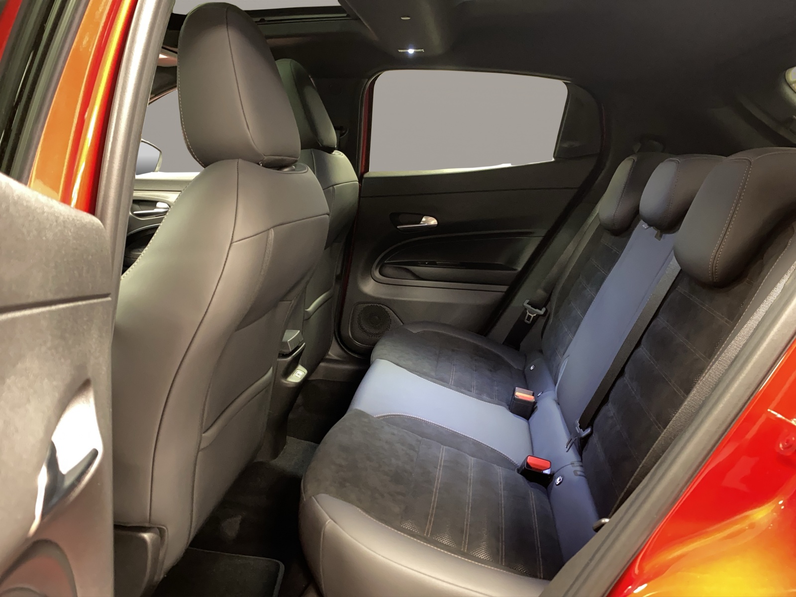 ALFA ROMEO Junior 1.2 Intensa Q4 Sky-image-13