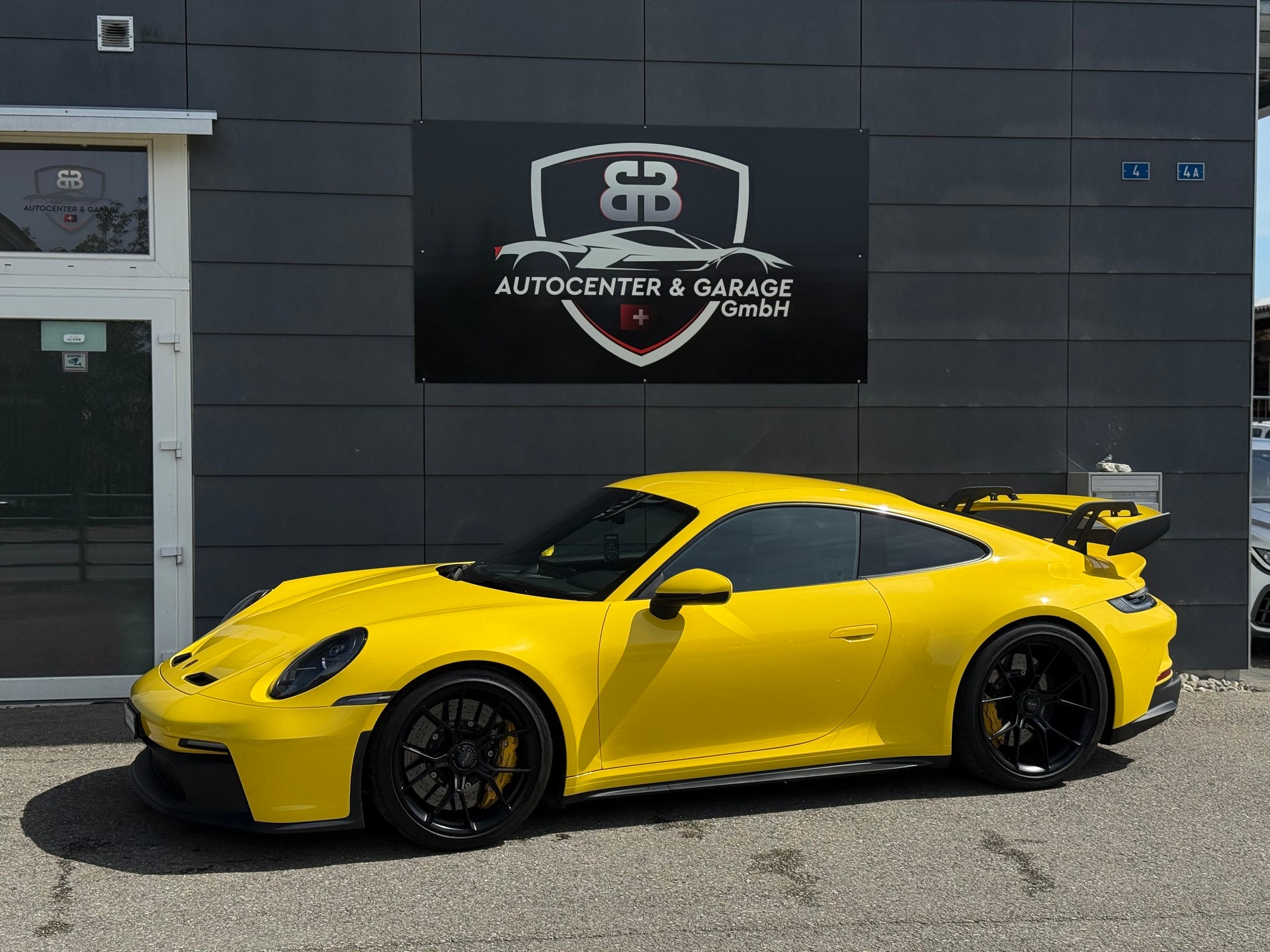 PORSCHE 911 GT3 PDK-showroom-element-3