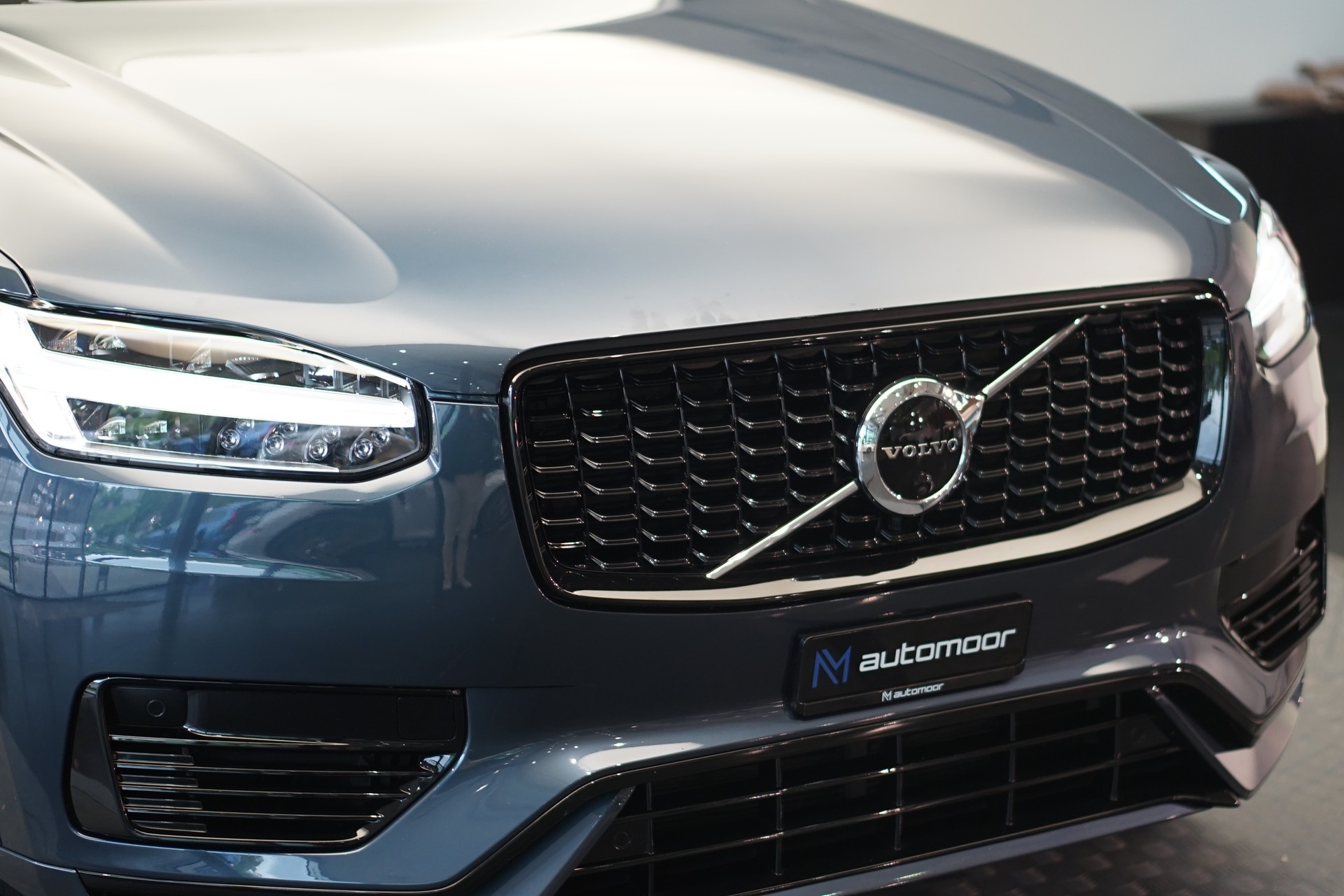 VOLVO XC90 T8 eAWD PluginHybrid R-Design Geartronic *Gratisservice* *7 Plätze*-image-42