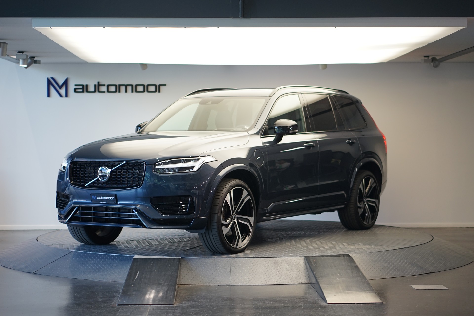 VOLVO XC90 T8 eAWD PluginHybrid R-Design Geartronic *Gratisservice* *7 Plätze*