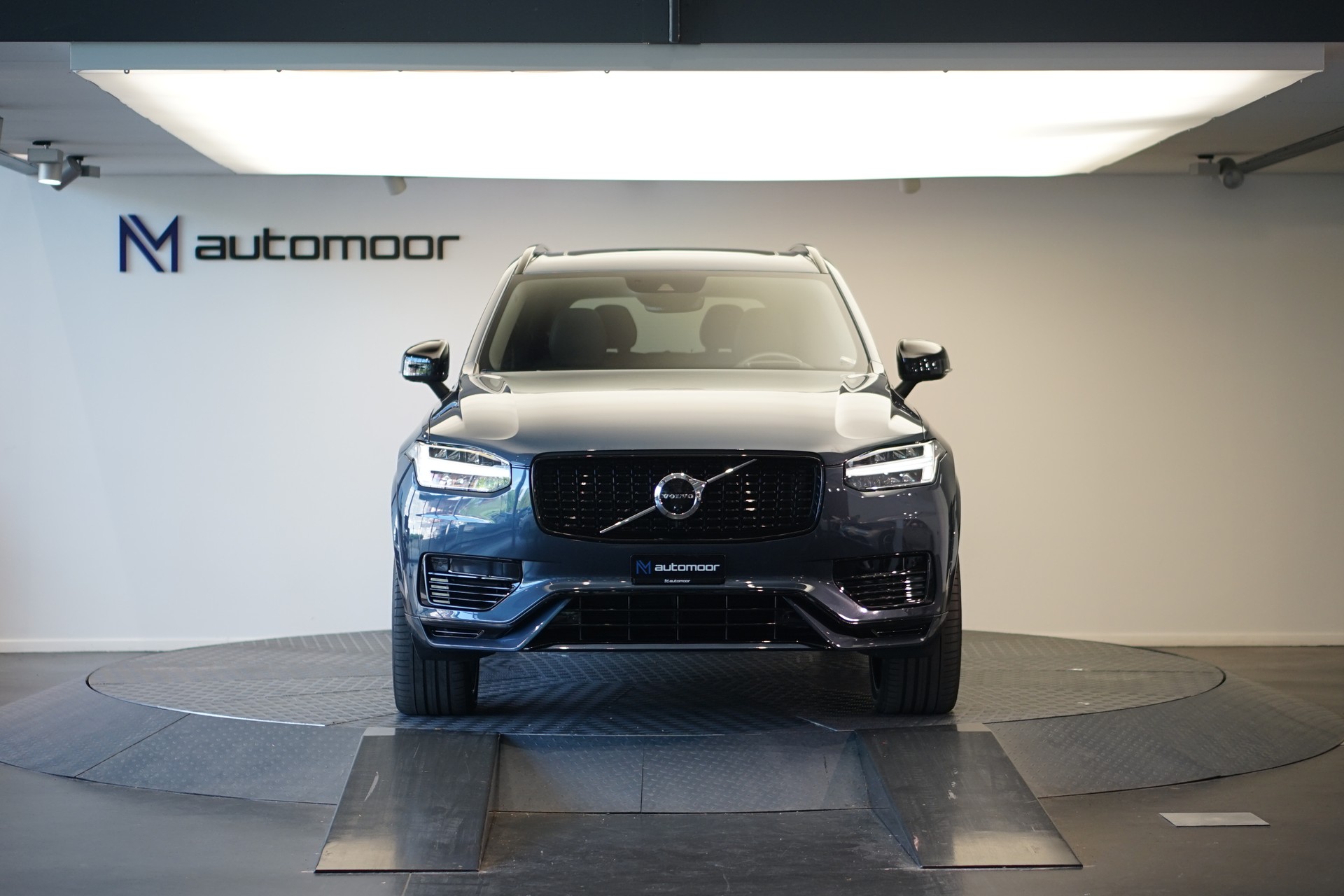 VOLVO XC90 T8 eAWD PluginHybrid R-Design Geartronic *Gratisservice* *7 Plätze*-showroom-element-1
