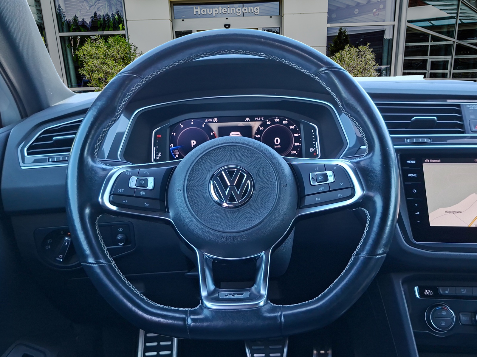 VW Tiguan 2.0TSI Highline 4Motion DSG-image-10