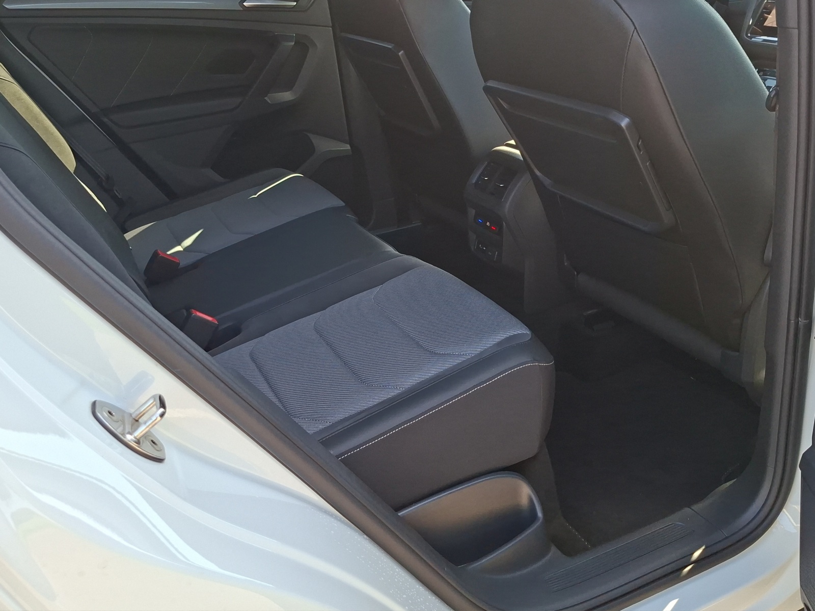 VW Tiguan 2.0TSI Highline 4Motion DSG-image-16