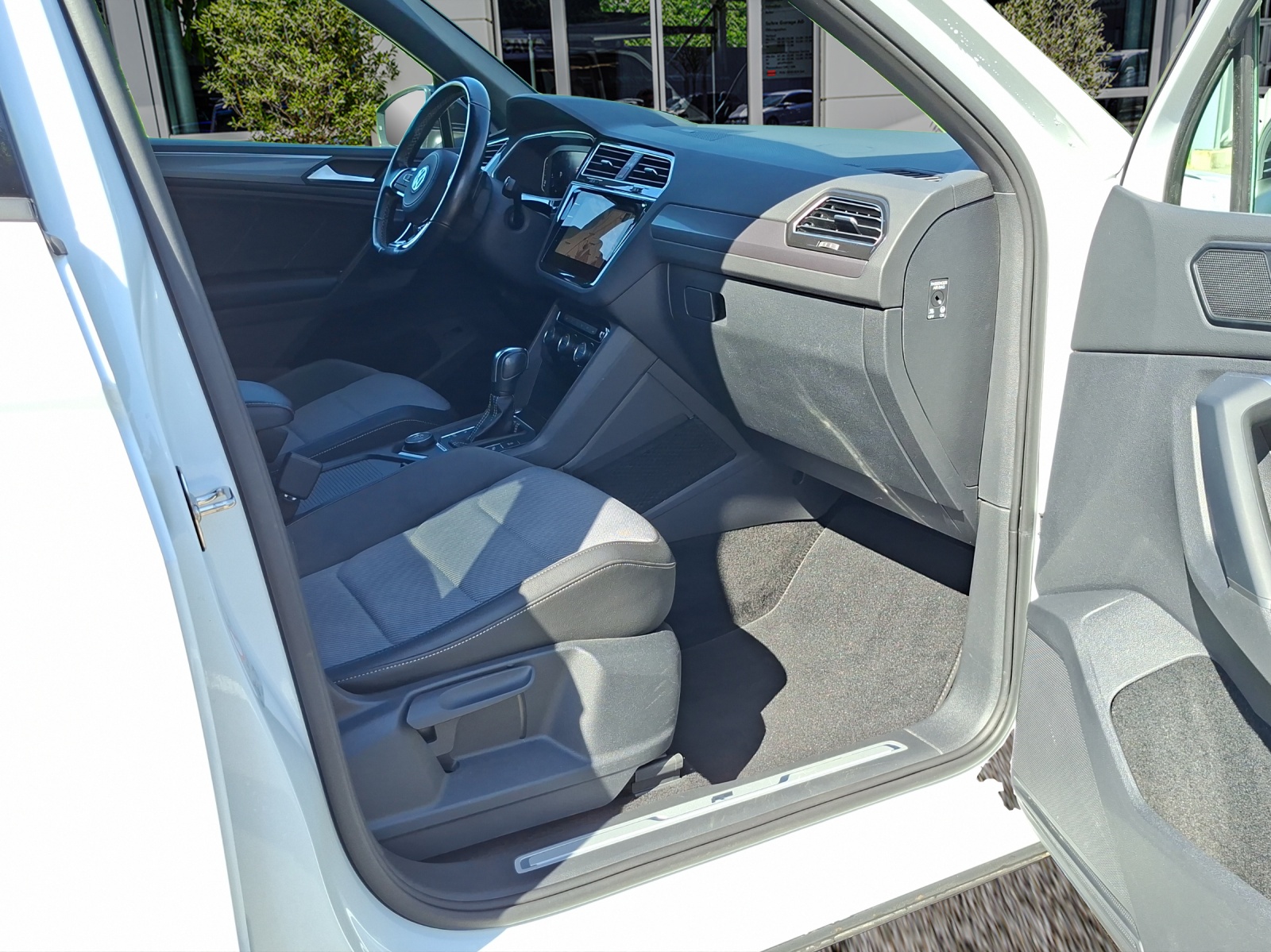 VW Tiguan 2.0TSI Highline 4Motion DSG-image-14