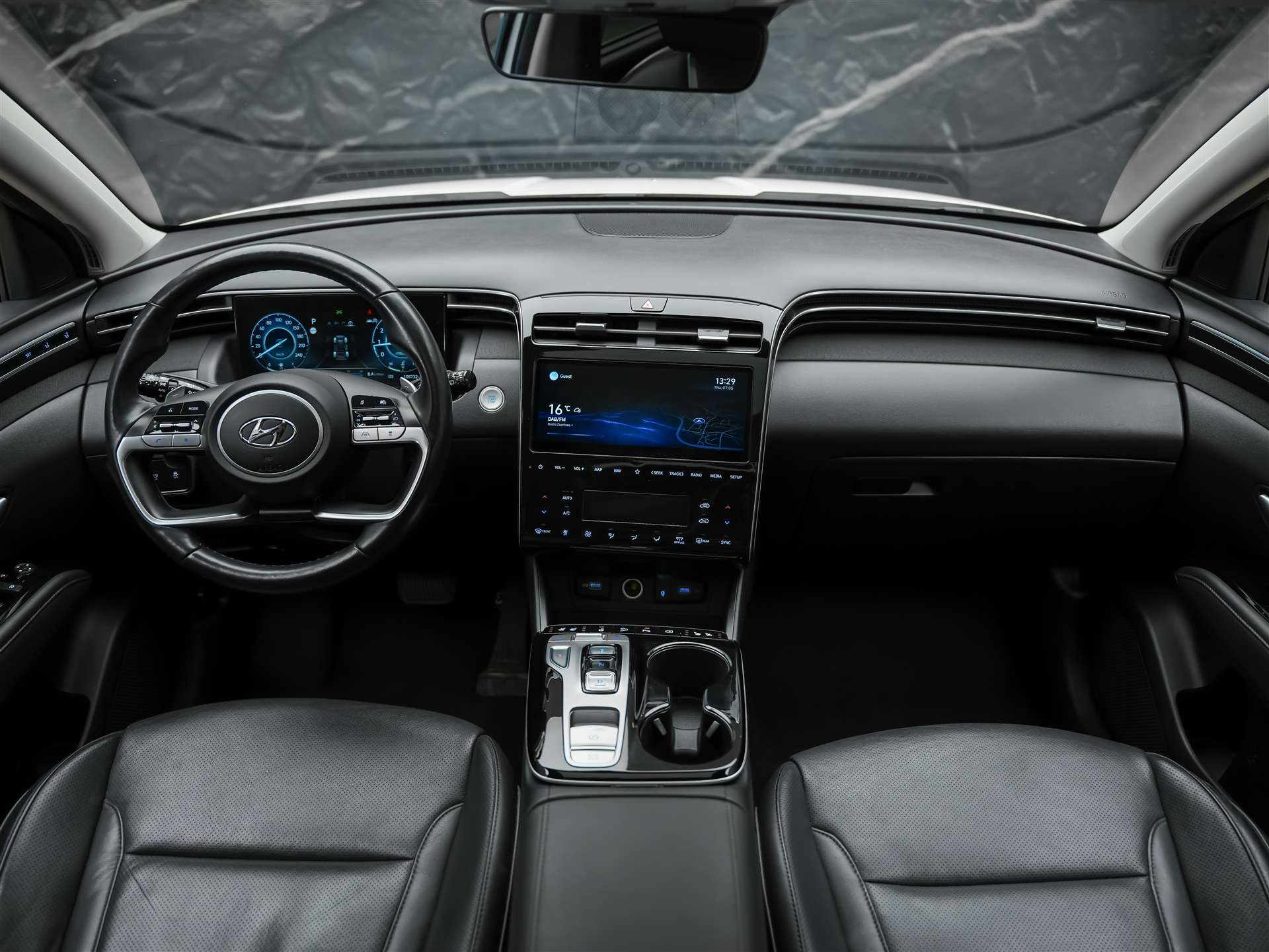 HYUNDAI Tucson 1.6 T-GDi Vertex 4WD *Panorama* 360° Kamera*Sitzkühlung*-image-21