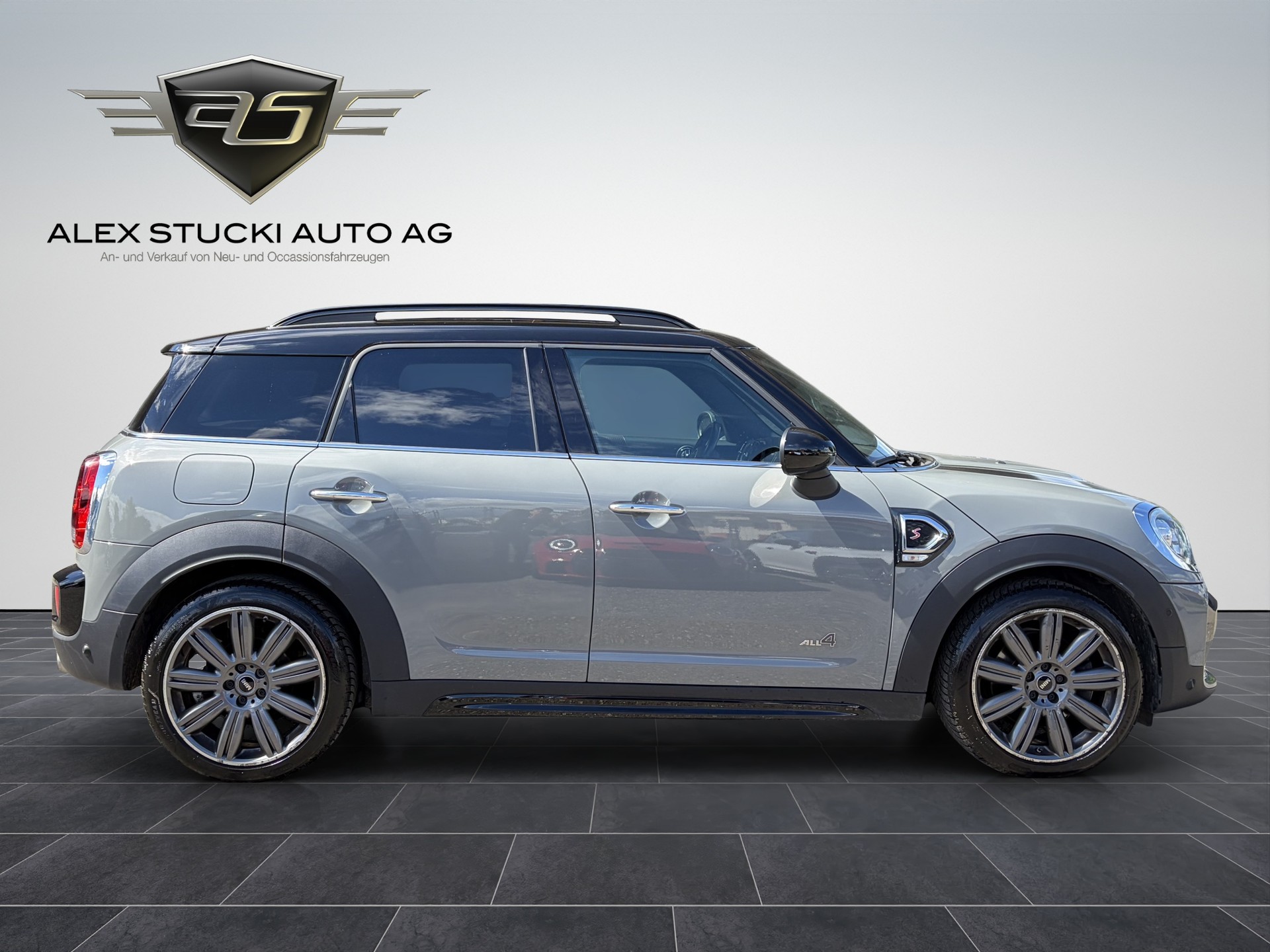 MINI Countryman Cooper S ALL4 Steptronic-showroom-element-3