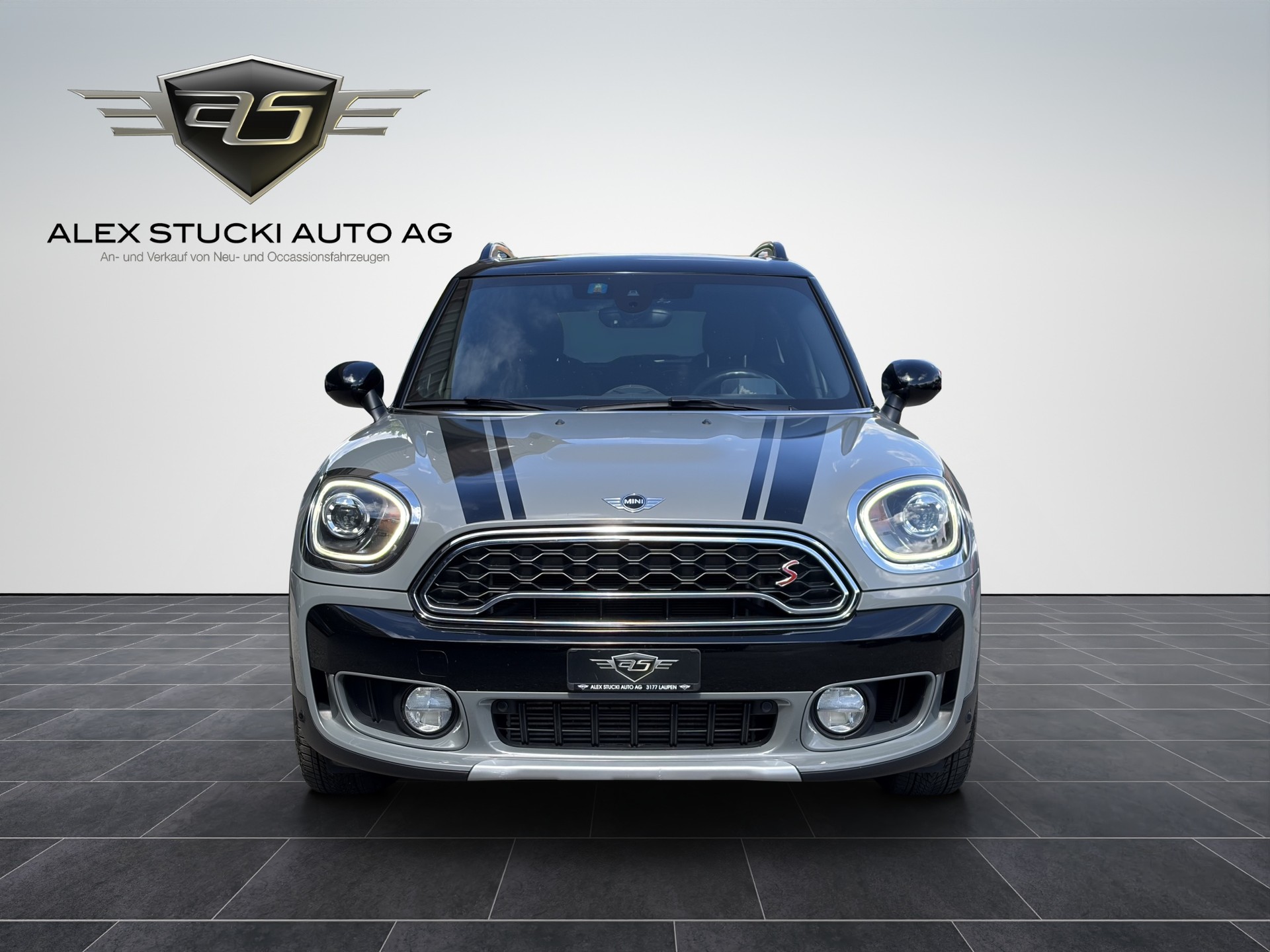 MINI Countryman Cooper S ALL4 Steptronic-showroom-element-1