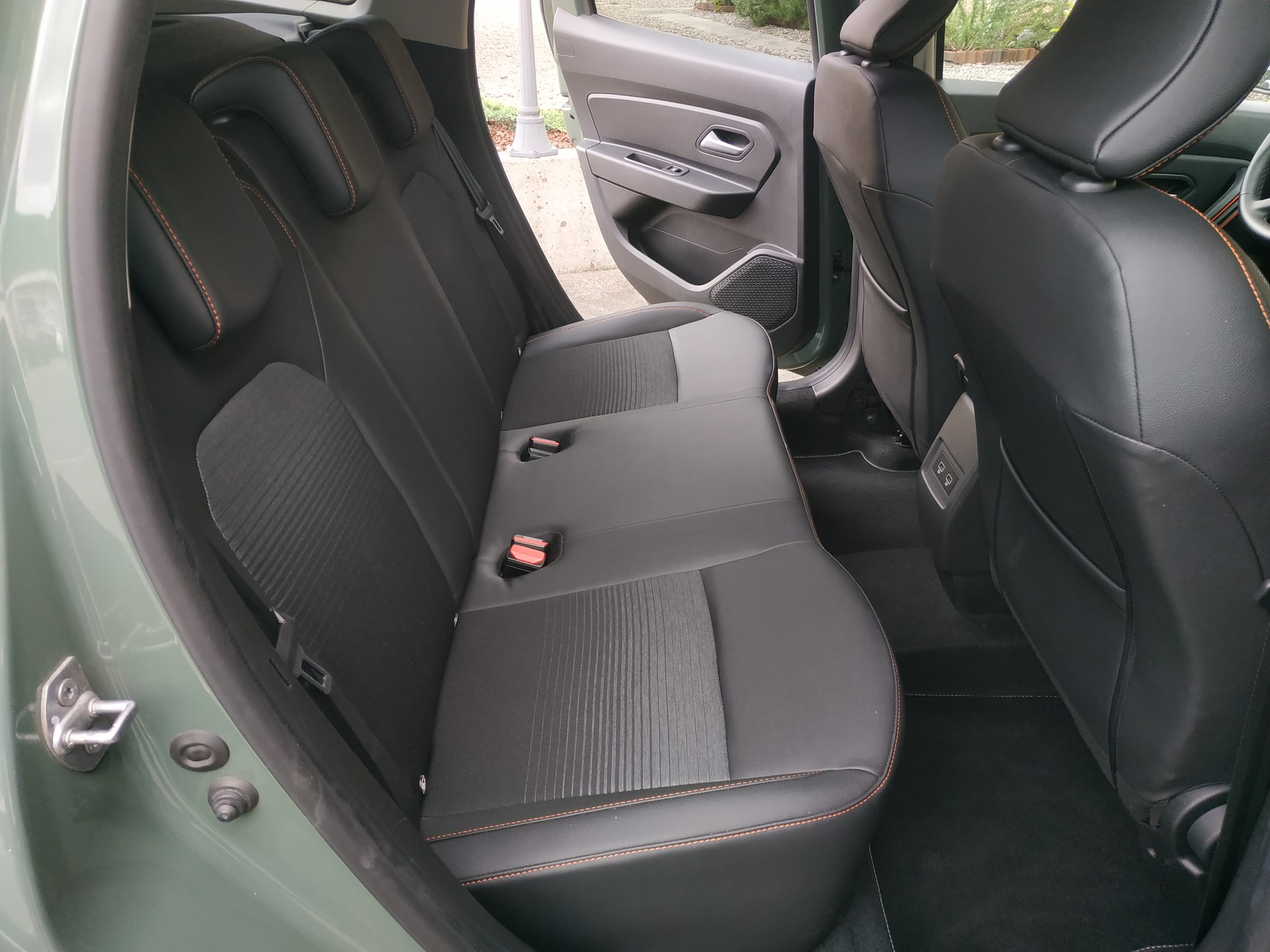 DACIA Duster TCe 150 Extreme EDC 4x2 Automat-image-20