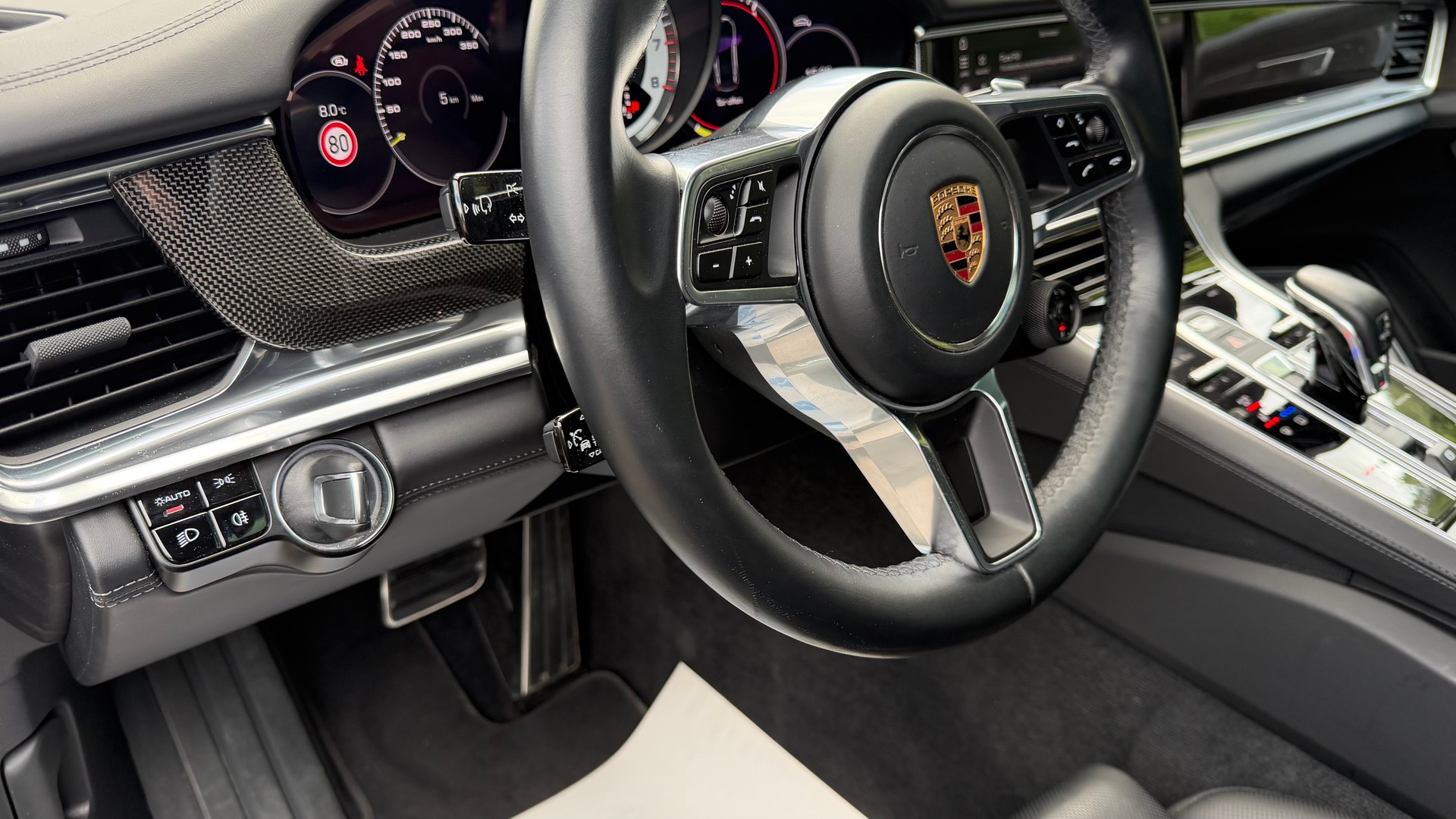 PORSCHE Panamera Turbo S E-Hybrid PDK-image-12