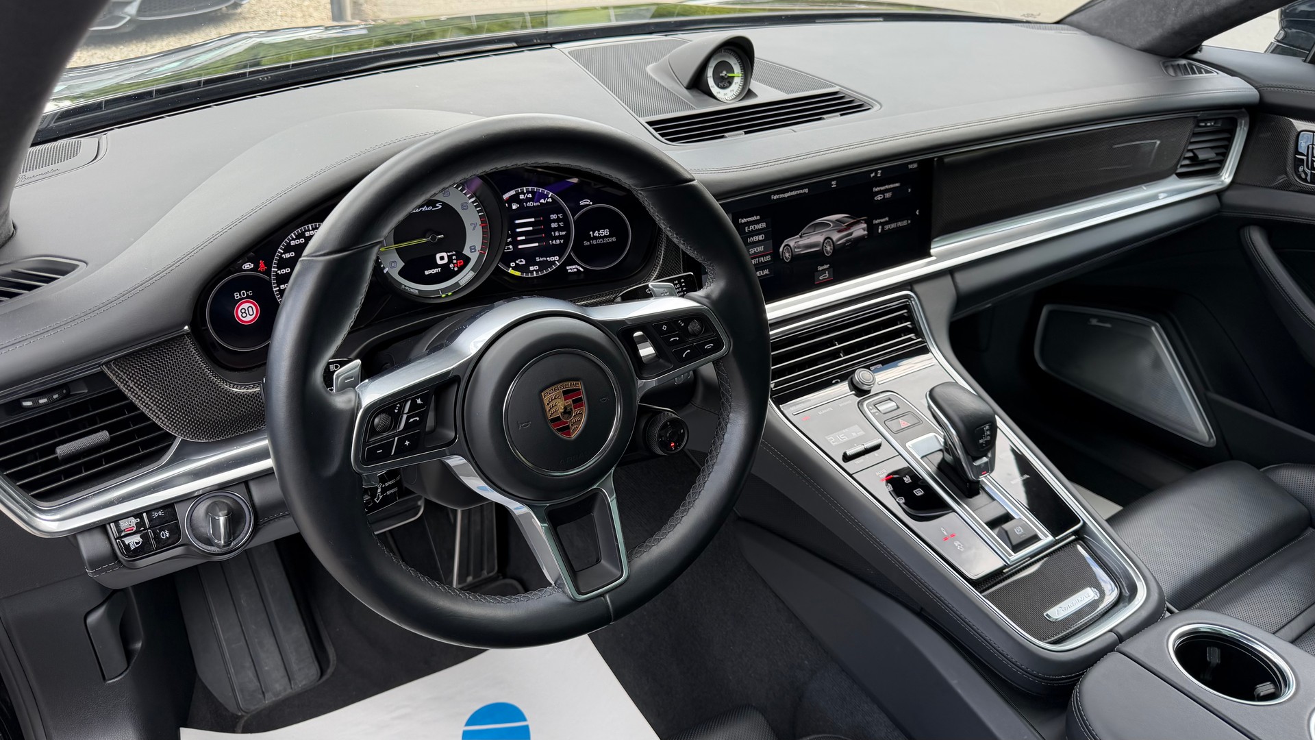 PORSCHE Panamera Turbo S E-Hybrid PDK-image-8