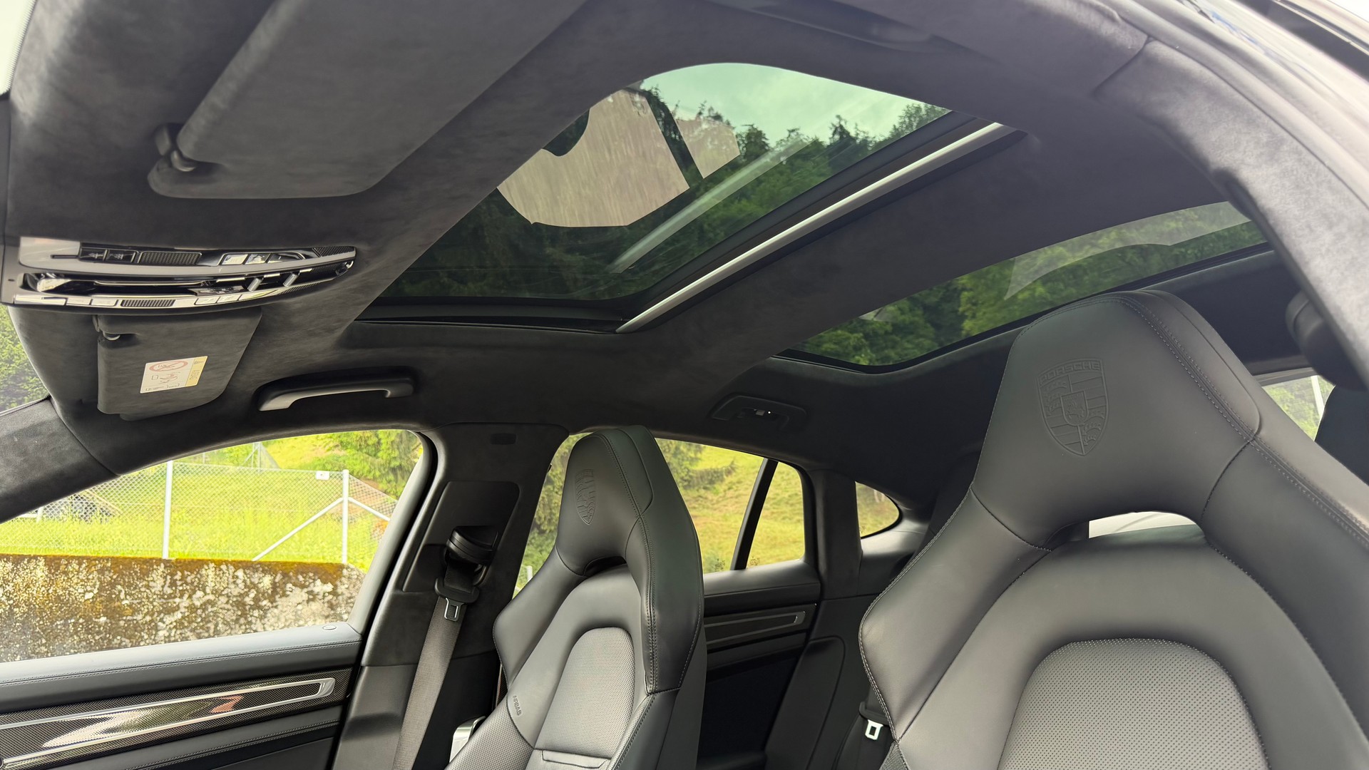 PORSCHE Panamera Turbo S E-Hybrid PDK-image-10
