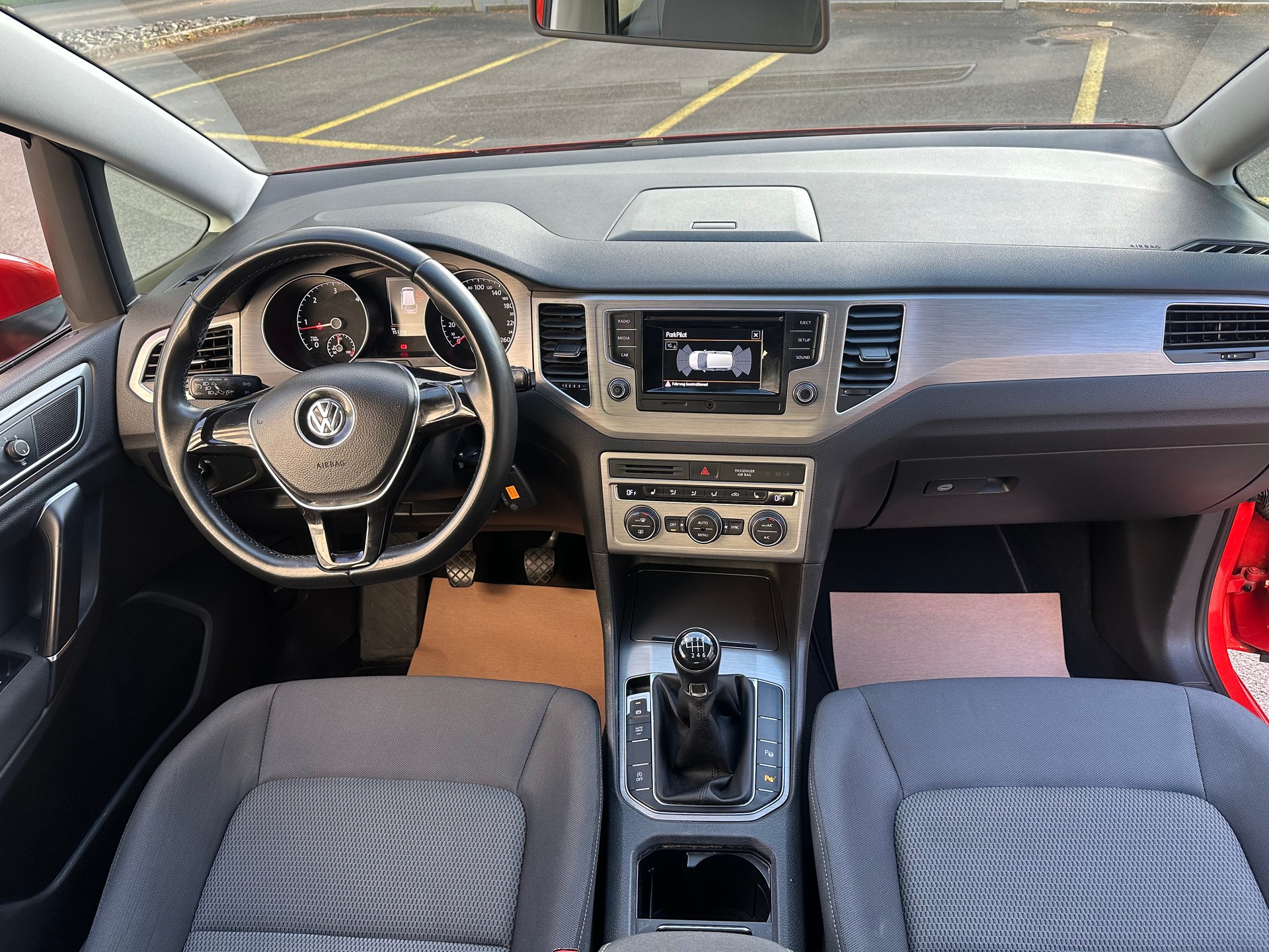 VW SPORTSVAN CL-image-15