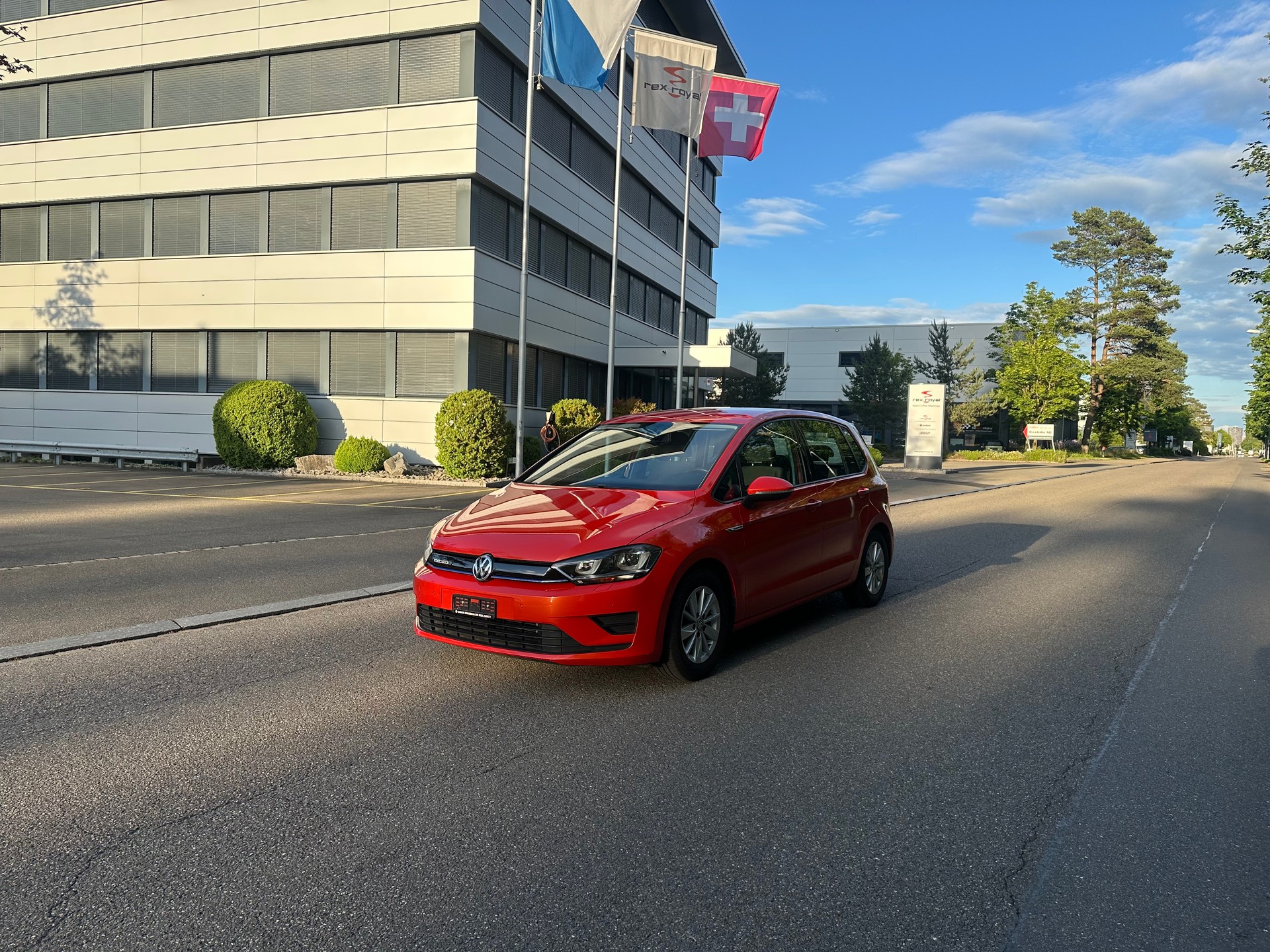 VW SPORTSVAN CL-image-14