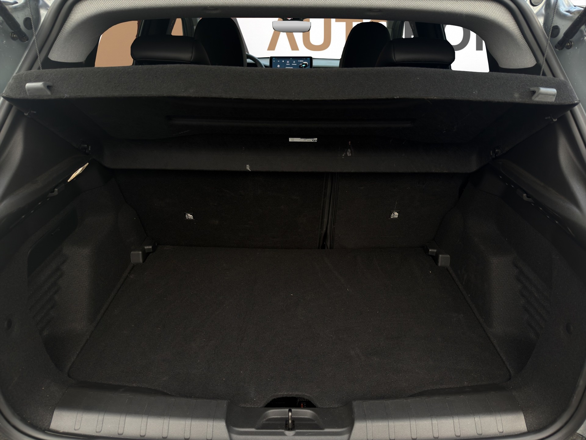 JEEP Avenger Summit-image-18
