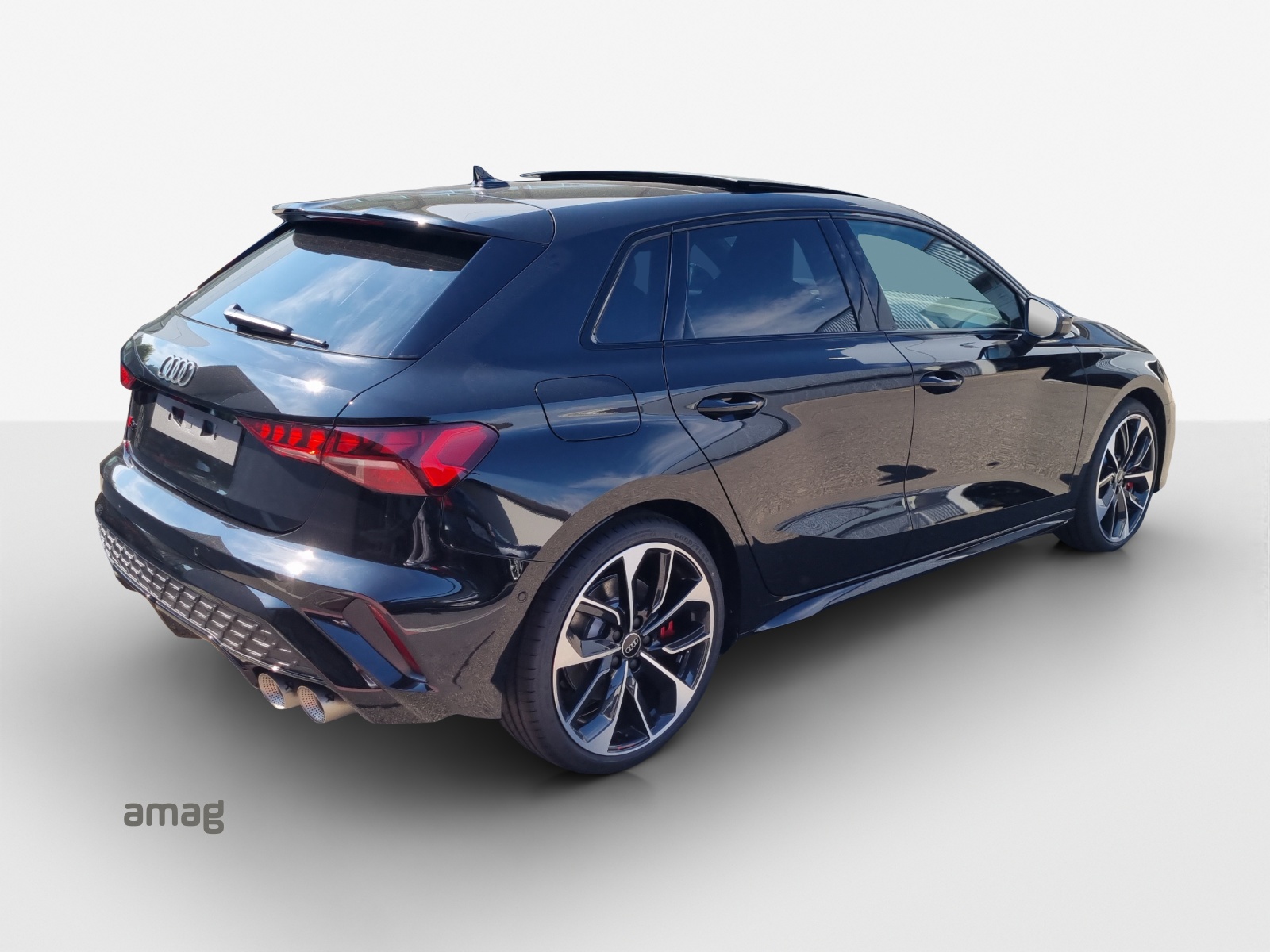 AUDI S3 Sportback TFSI quattro S-tronic-image-4