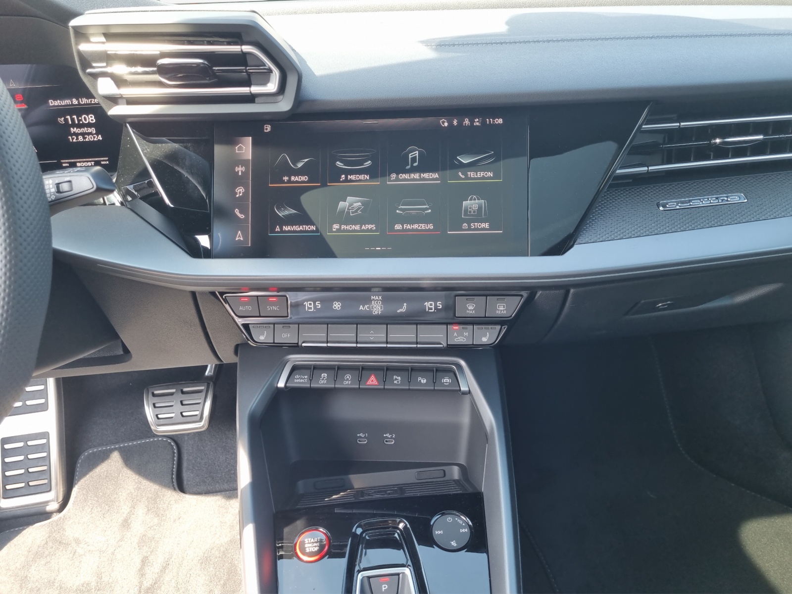 AUDI S3 Sportback TFSI quattro S-tronic-image-10