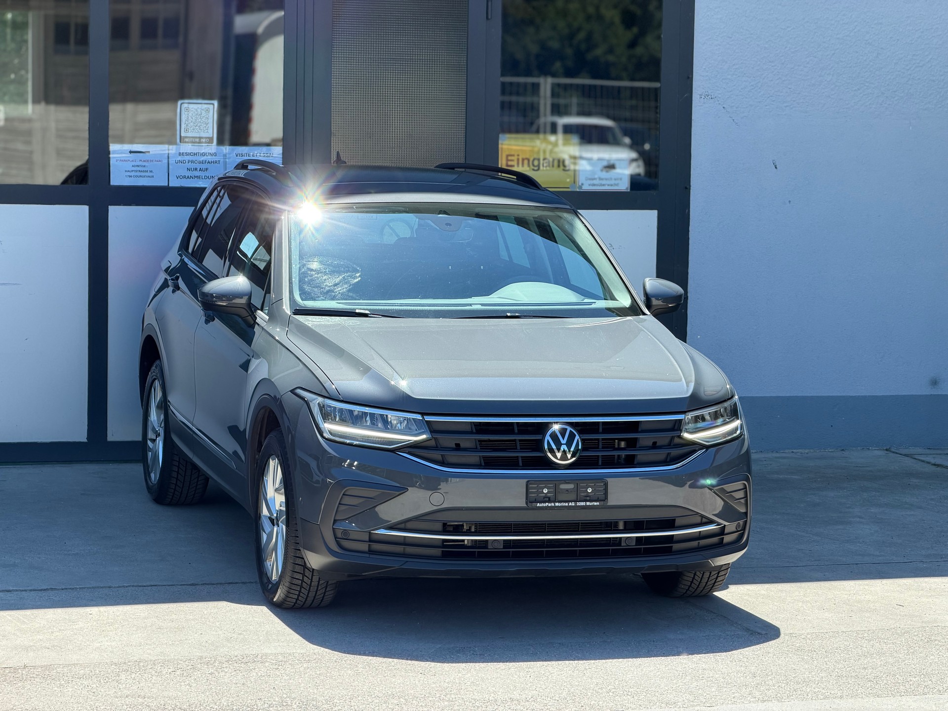 VW Tiguan 2.0 TDI SCR Life 4Motion DSG-showroom-element-3